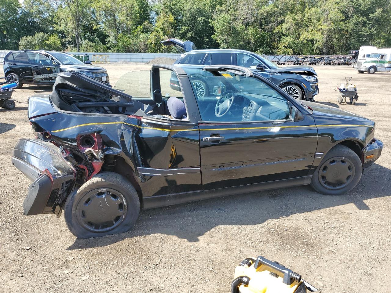1997 Volkswagen Cabrio Черный vin: 3VWAA81E9VM810092