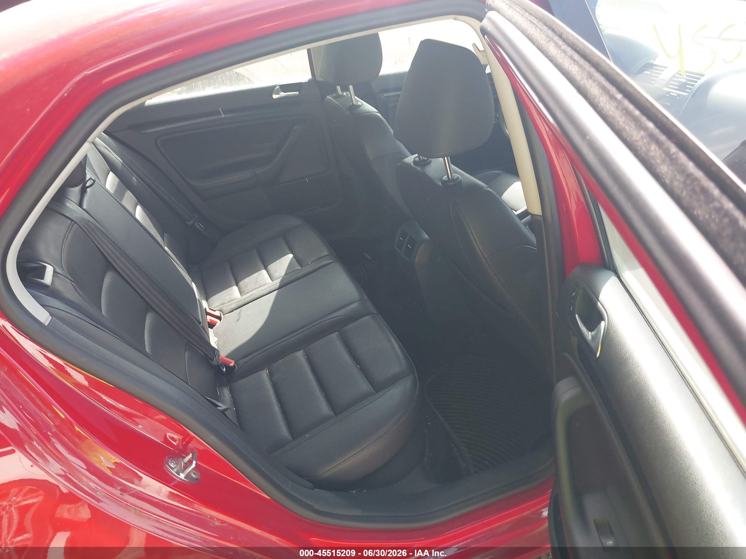 2010 Volkswagen Jetta Tdi Red vin: 3VWAL7AJ1AM126861