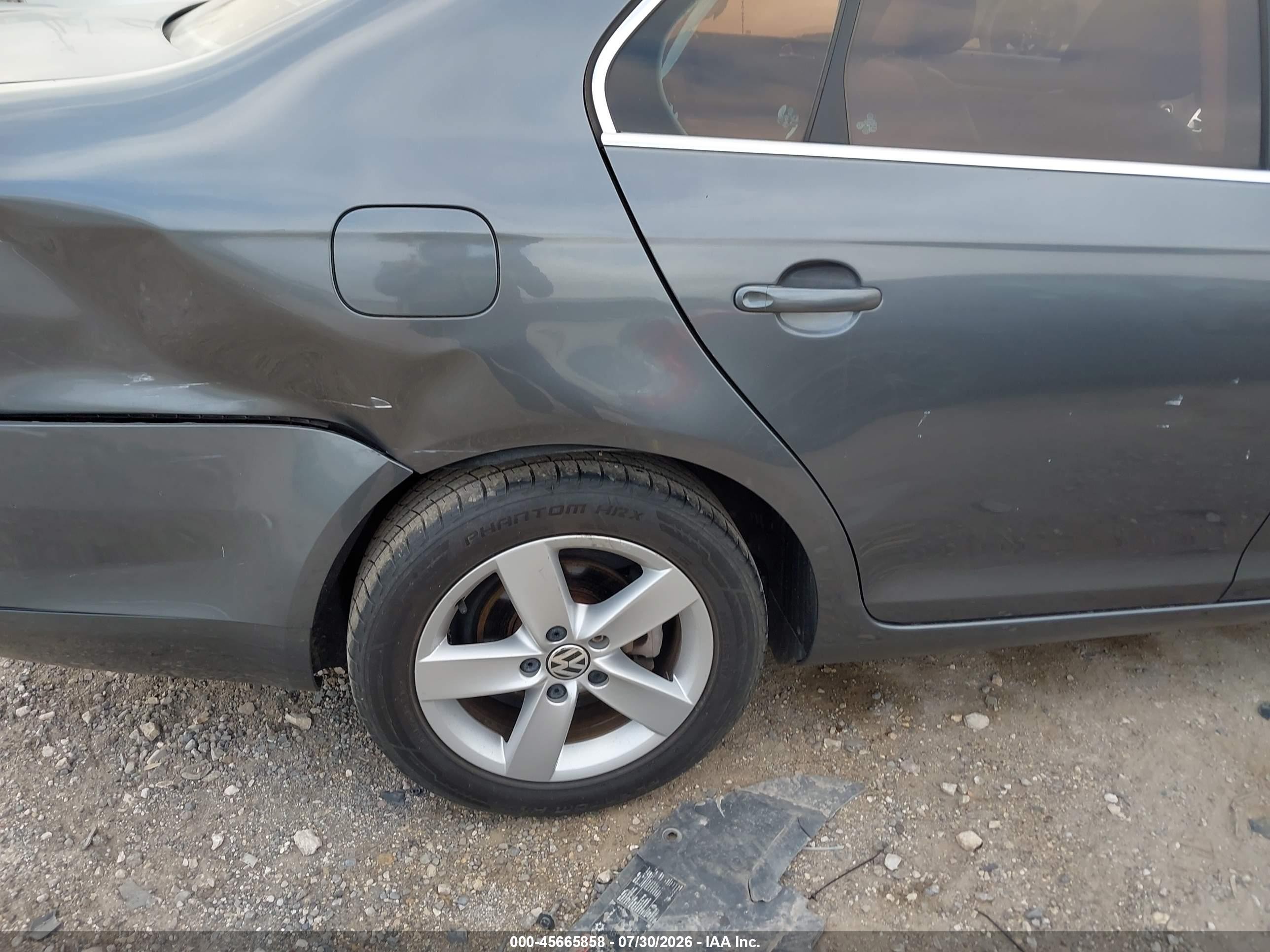 2010 Volkswagen Jetta Tdi Gray vin: 3VWAL7AJ3AM021528