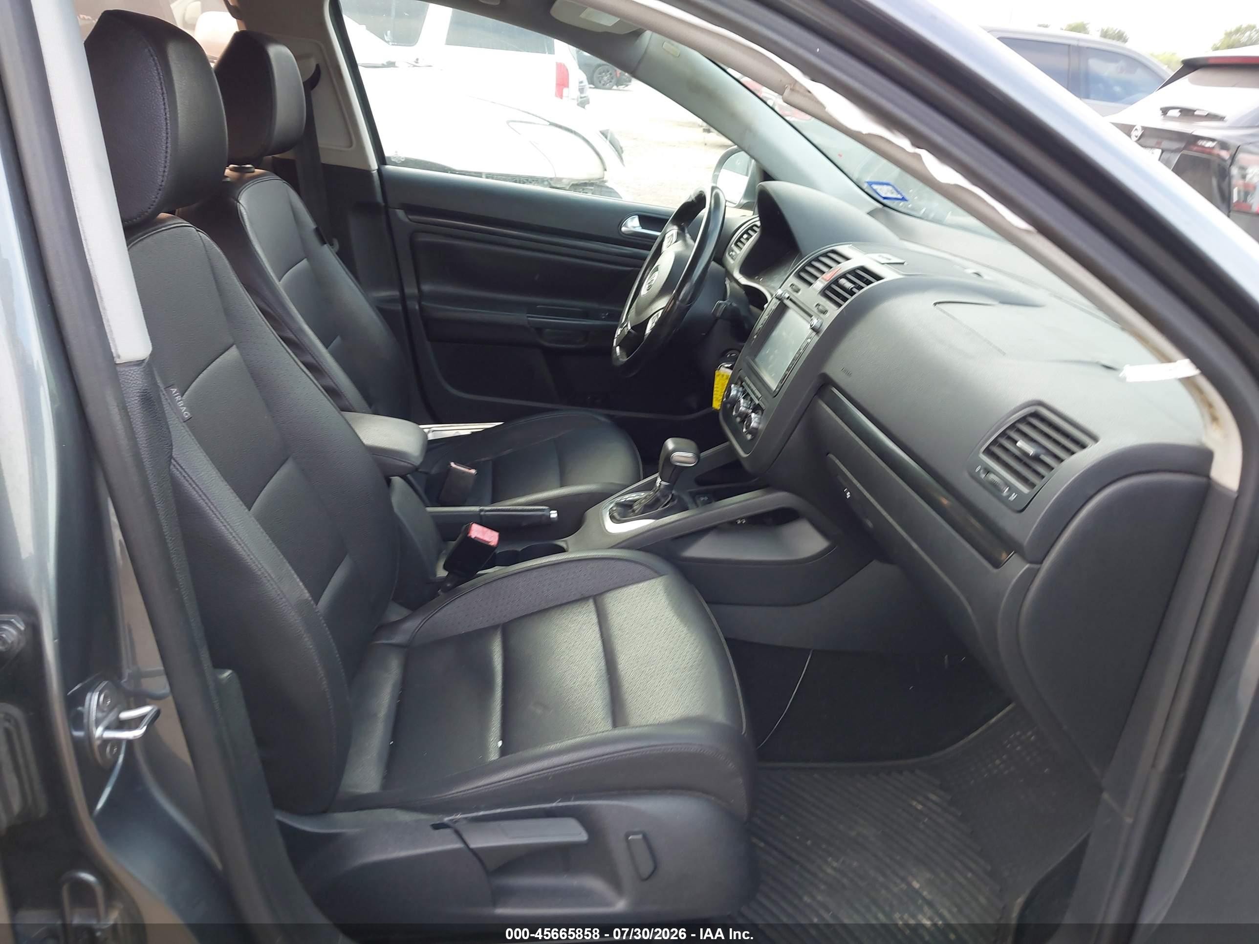 2010 Volkswagen Jetta Tdi Gray vin: 3VWAL7AJ3AM021528