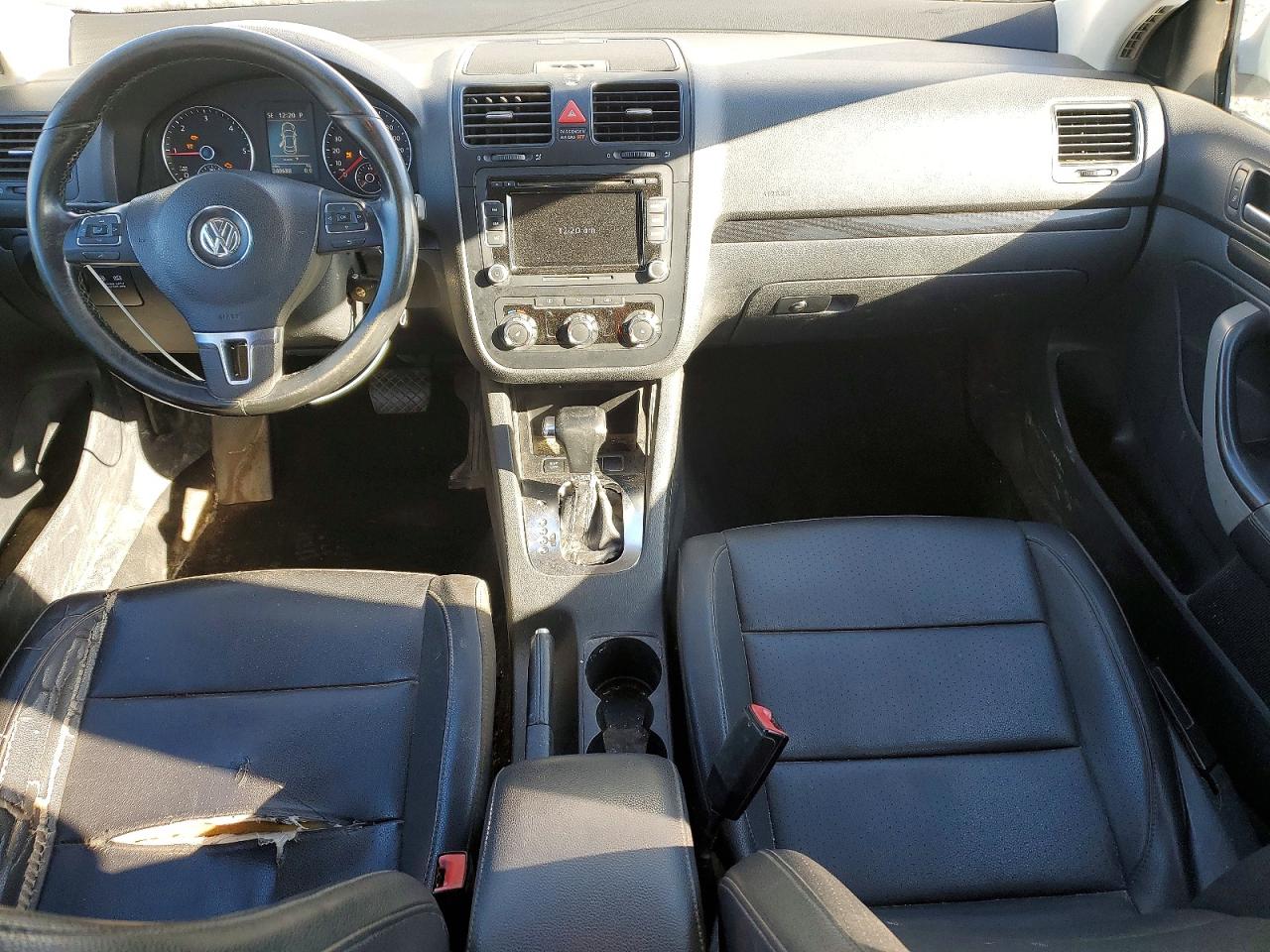 2009 Volkswagen Jetta White vin: 3VWAL7AJ7AM028918