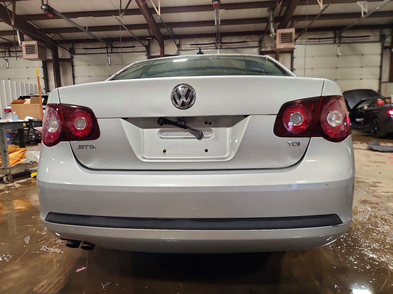 2009 Volkswagen Jetta Tdi Silver vin: 3VWAL81K49M141641