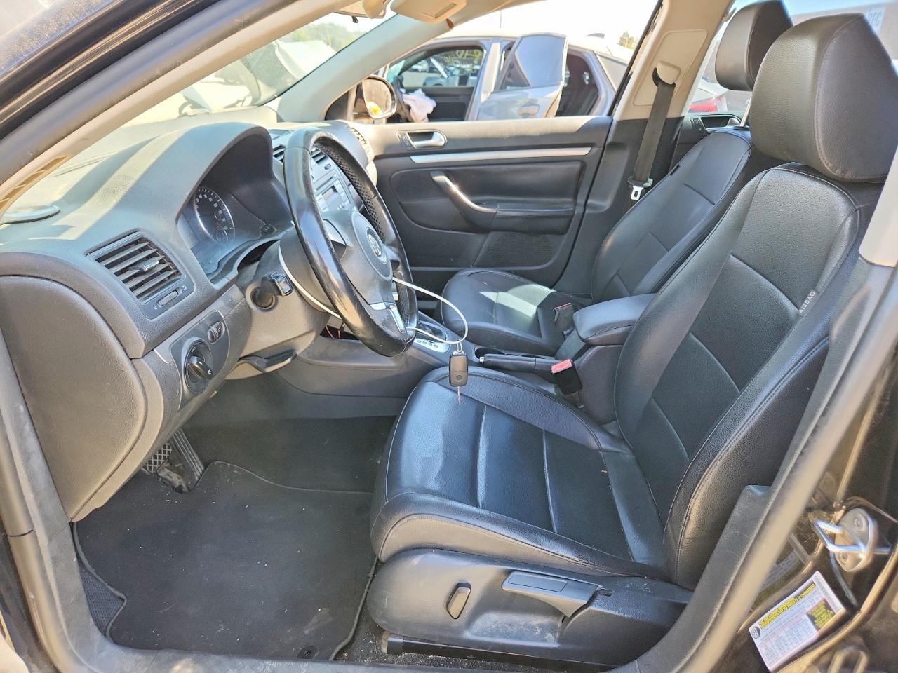 2010 Volkswagen Jetta Limited Черный vin: 3VWAX7AJ0AM113118