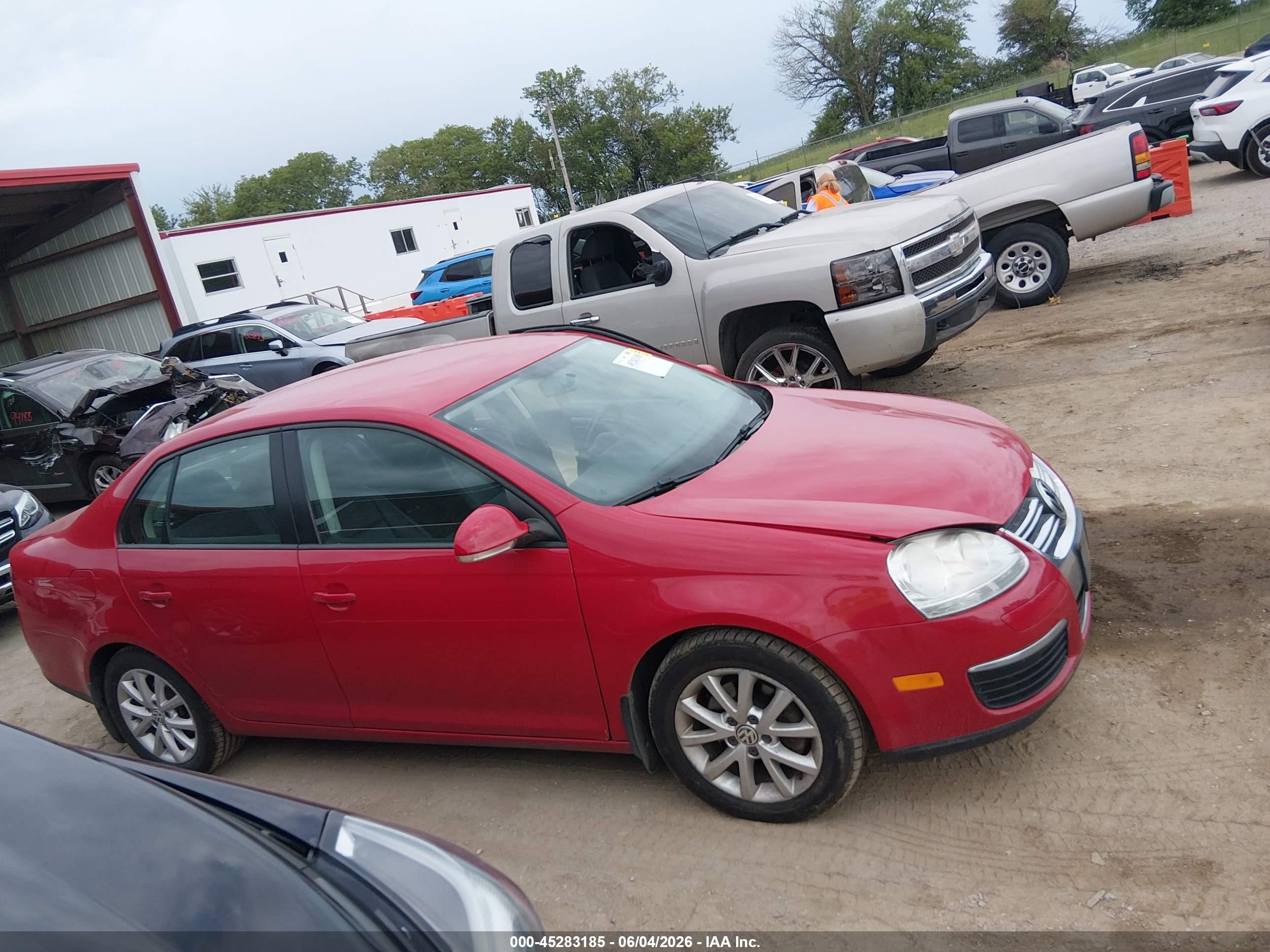 2010 Volkswagen Jetta Limited Edition Red vin: 3VWAX7AJ1AM109837