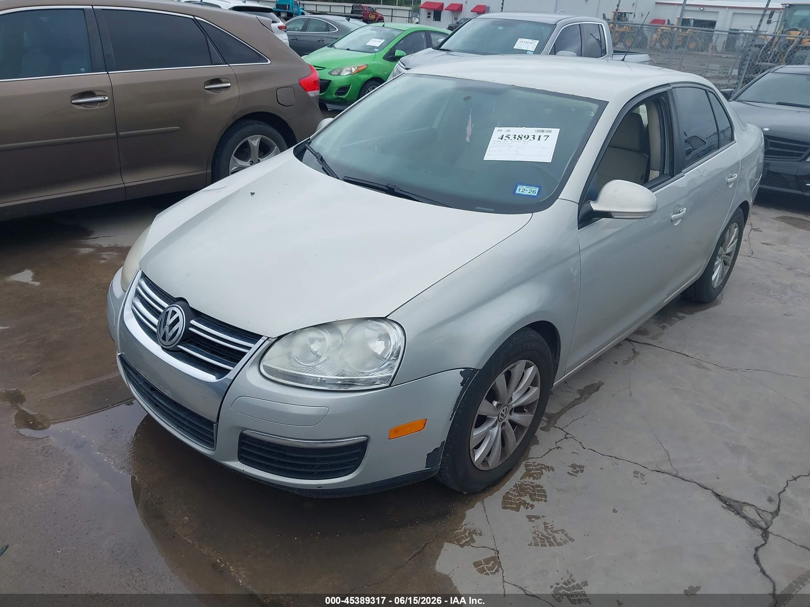 2010 Volkswagen Jetta Limited Edition White vin: 3VWAX7AJ4AM104700
