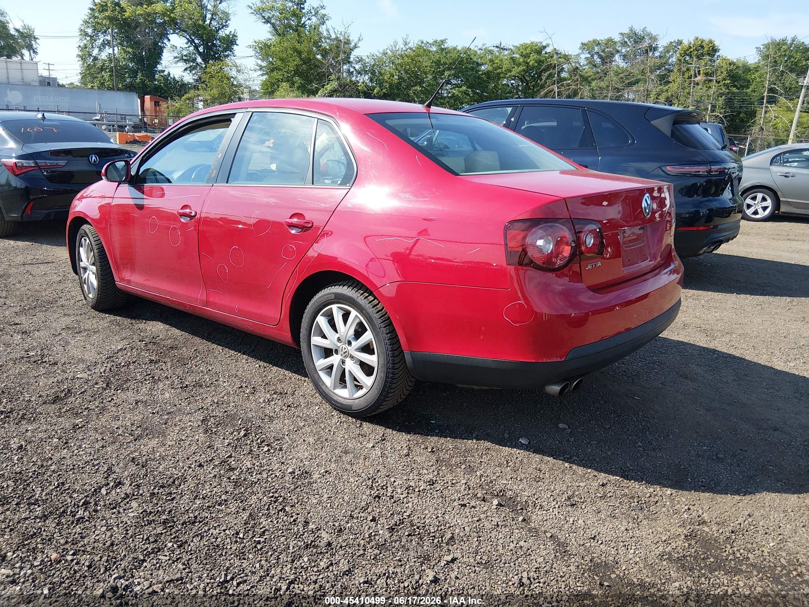 2010 Volkswagen Jetta Limited Edition Red vin: 3VWAX7AJ9AM123369