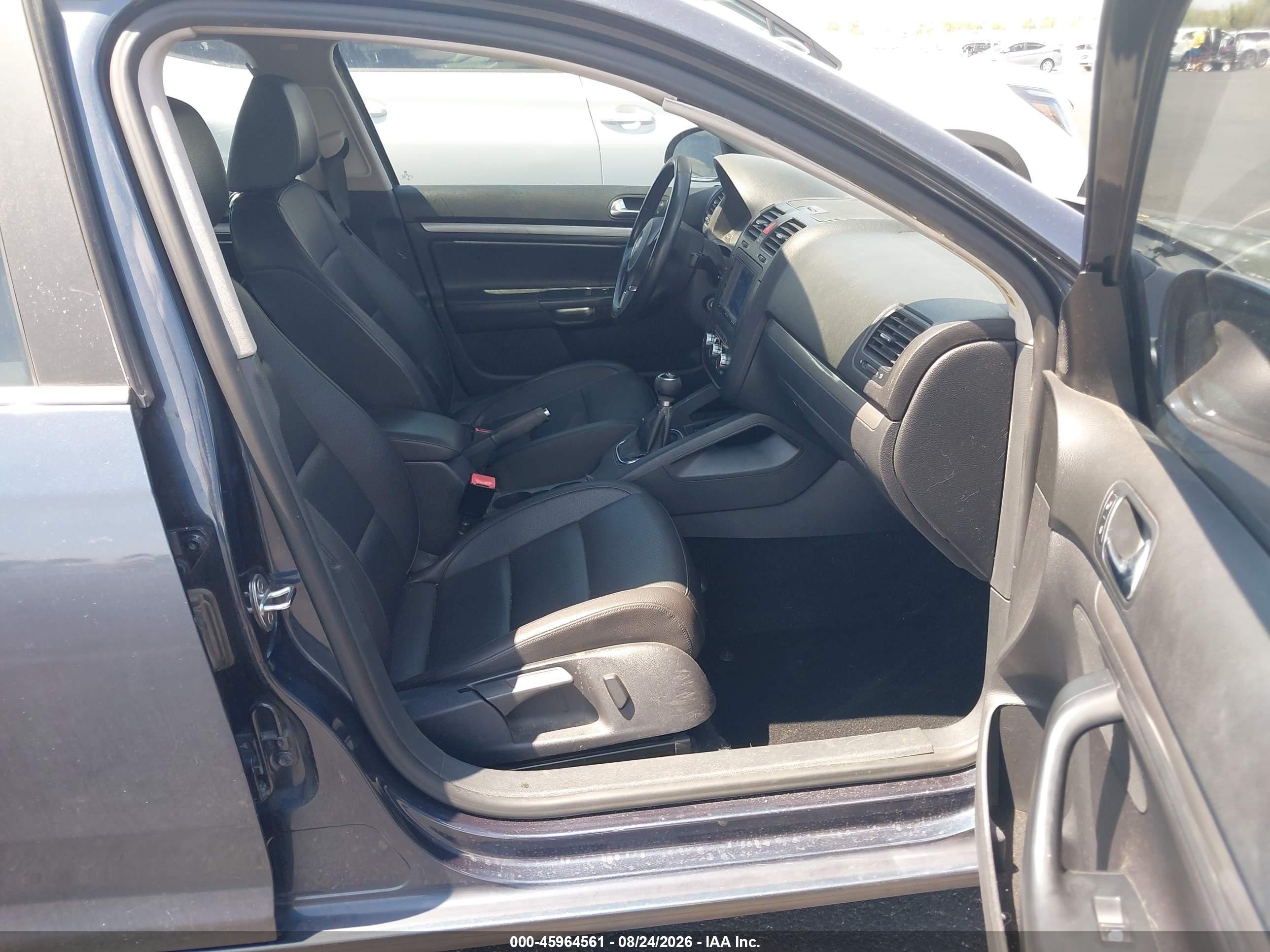 2010 Volkswagen Jetta Limited Edition Blue vin: 3VWAZ7AJ0AM135856