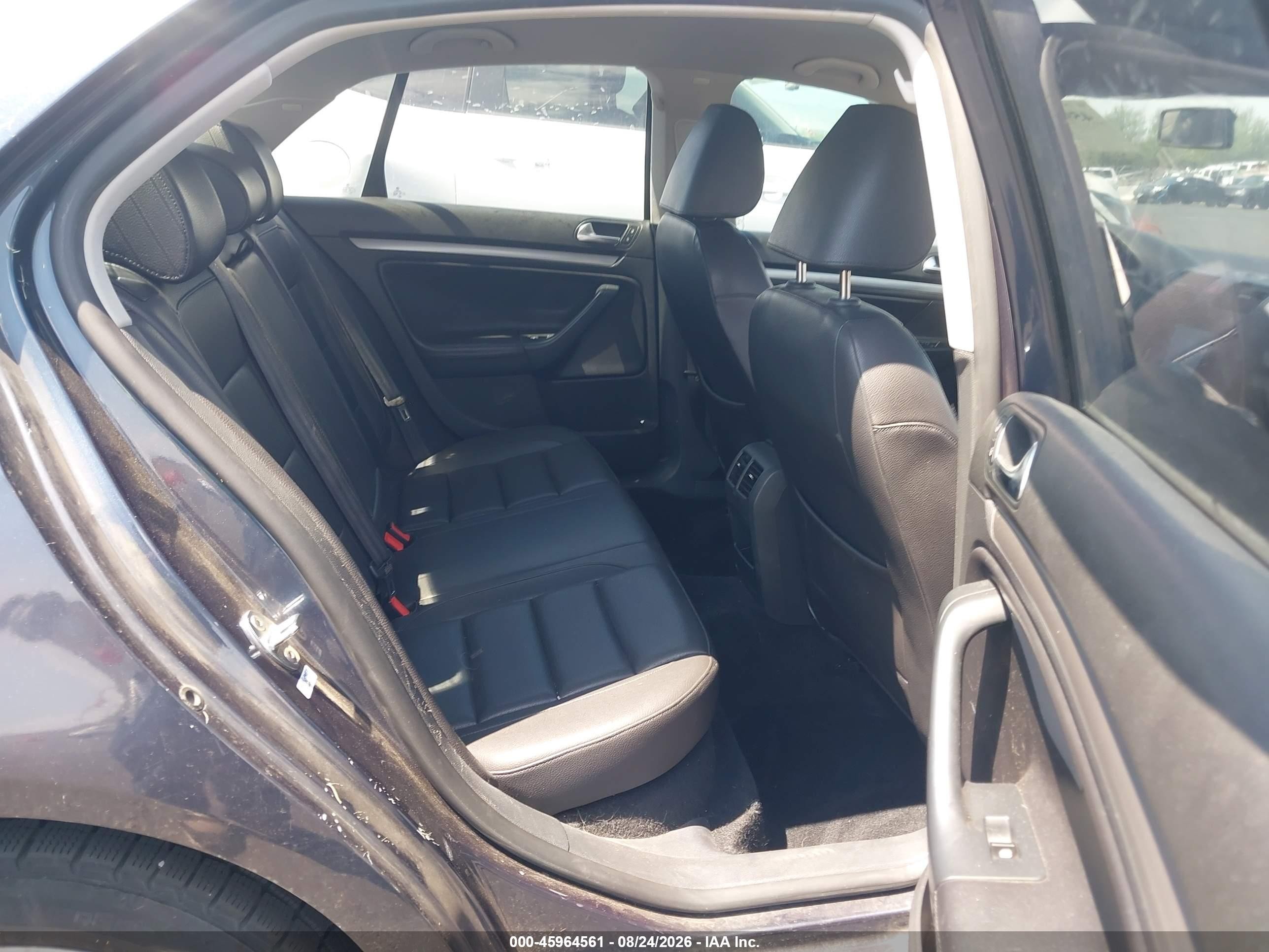 2010 Volkswagen Jetta Limited Edition Blue vin: 3VWAZ7AJ0AM135856