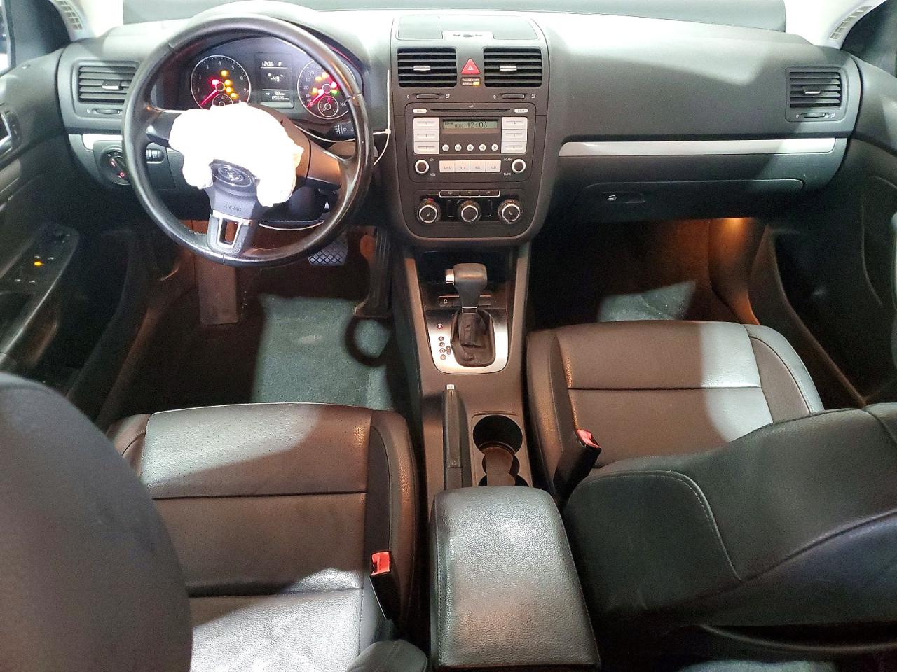 2010 Volkswagen Jetta Limited Black vin: 3VWAZ7AJ3AM135706