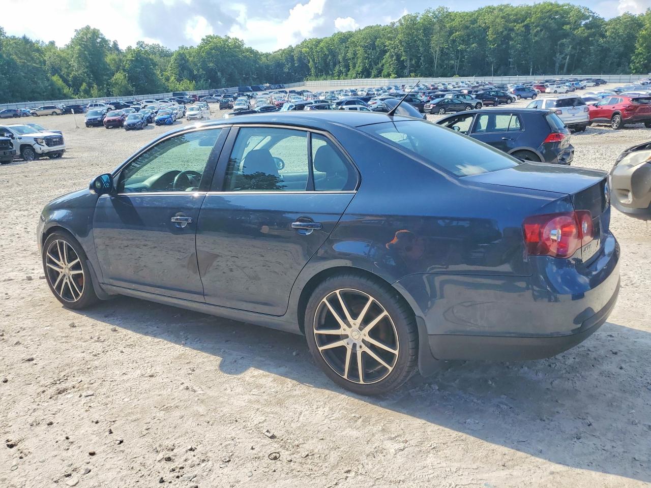 2010 Volkswagen Jetta Limited Blue vin: 3VWAZ7AJ5AM094723