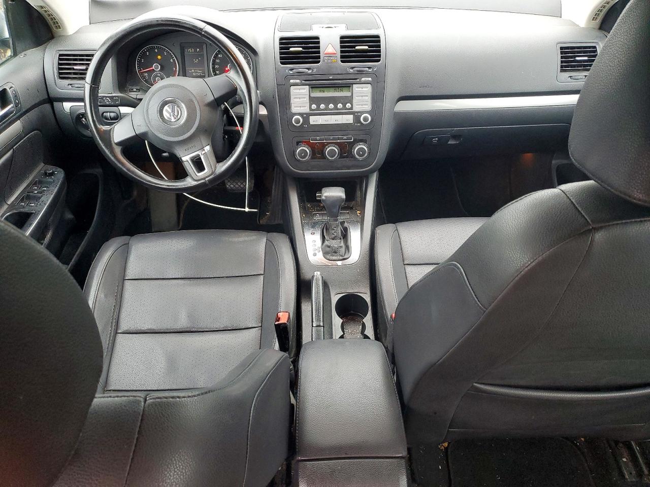 2010 Volkswagen Jetta Silver vin: 3VWAZ7AJ5AM127123