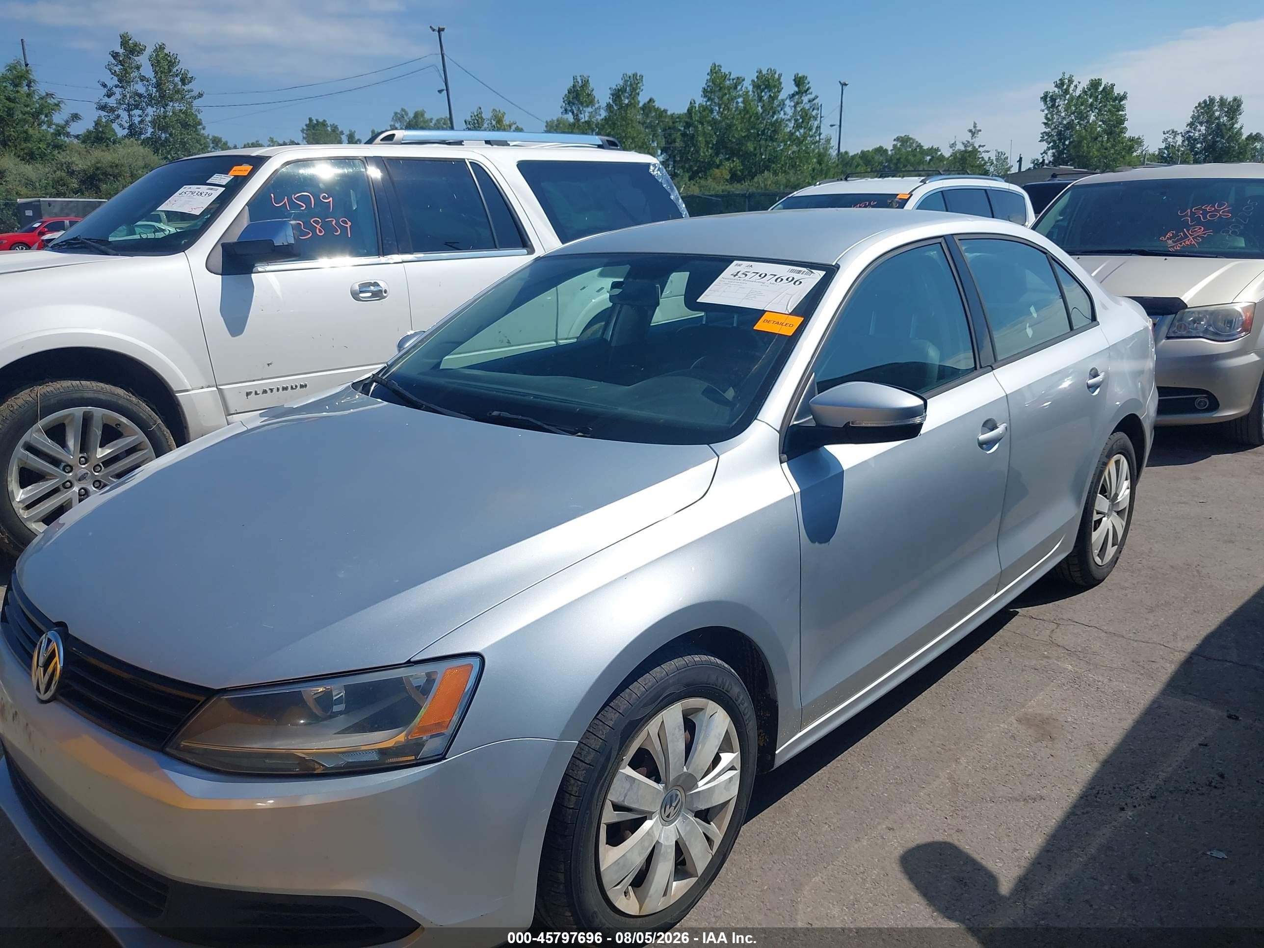 2014 Volkswagen Jetta 1.8t Se Серебряный vin: 3VWB07AJ4EM323025
