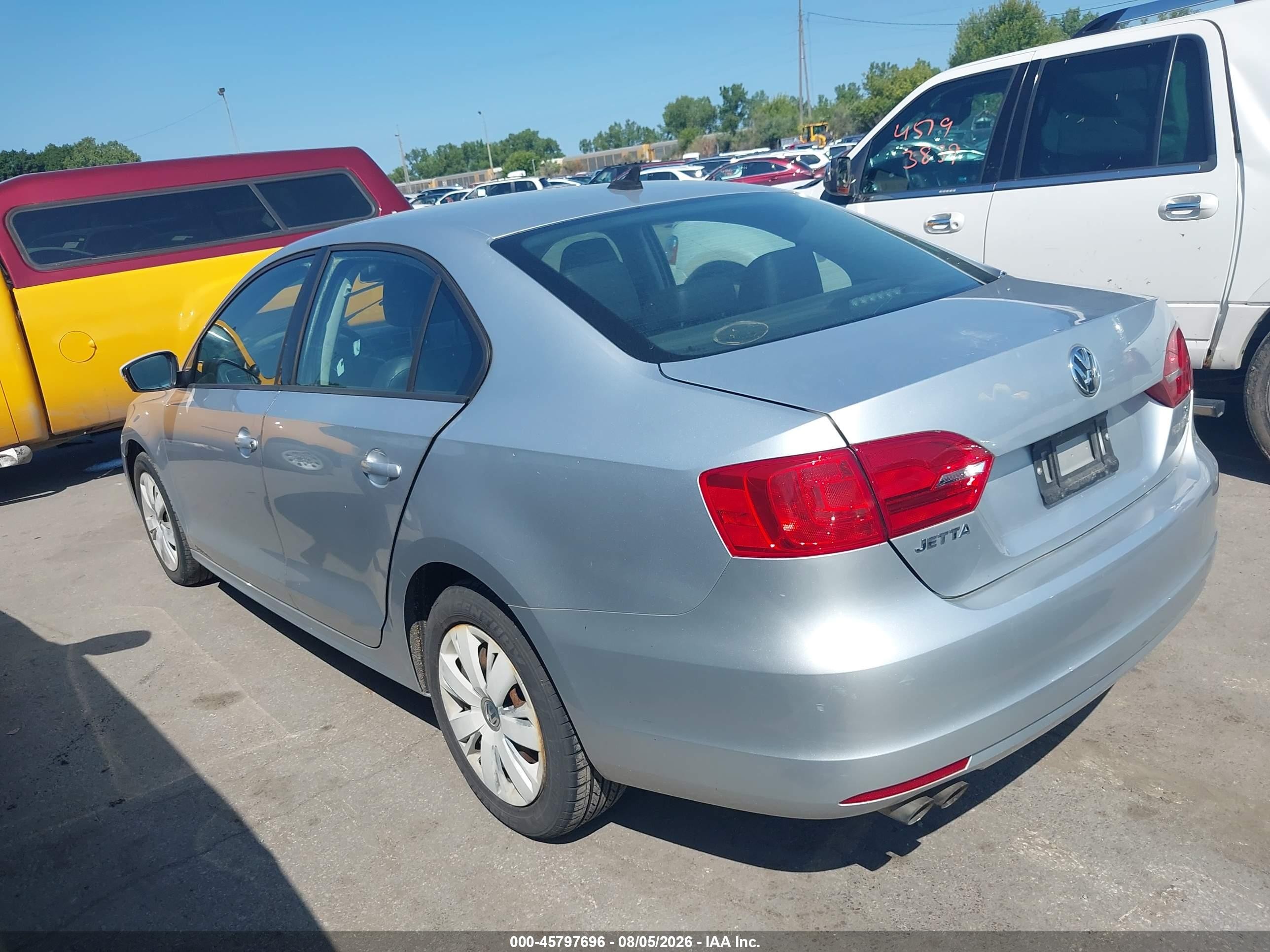 2014 Volkswagen Jetta 1.8t Se Серебряный vin: 3VWB07AJ4EM323025