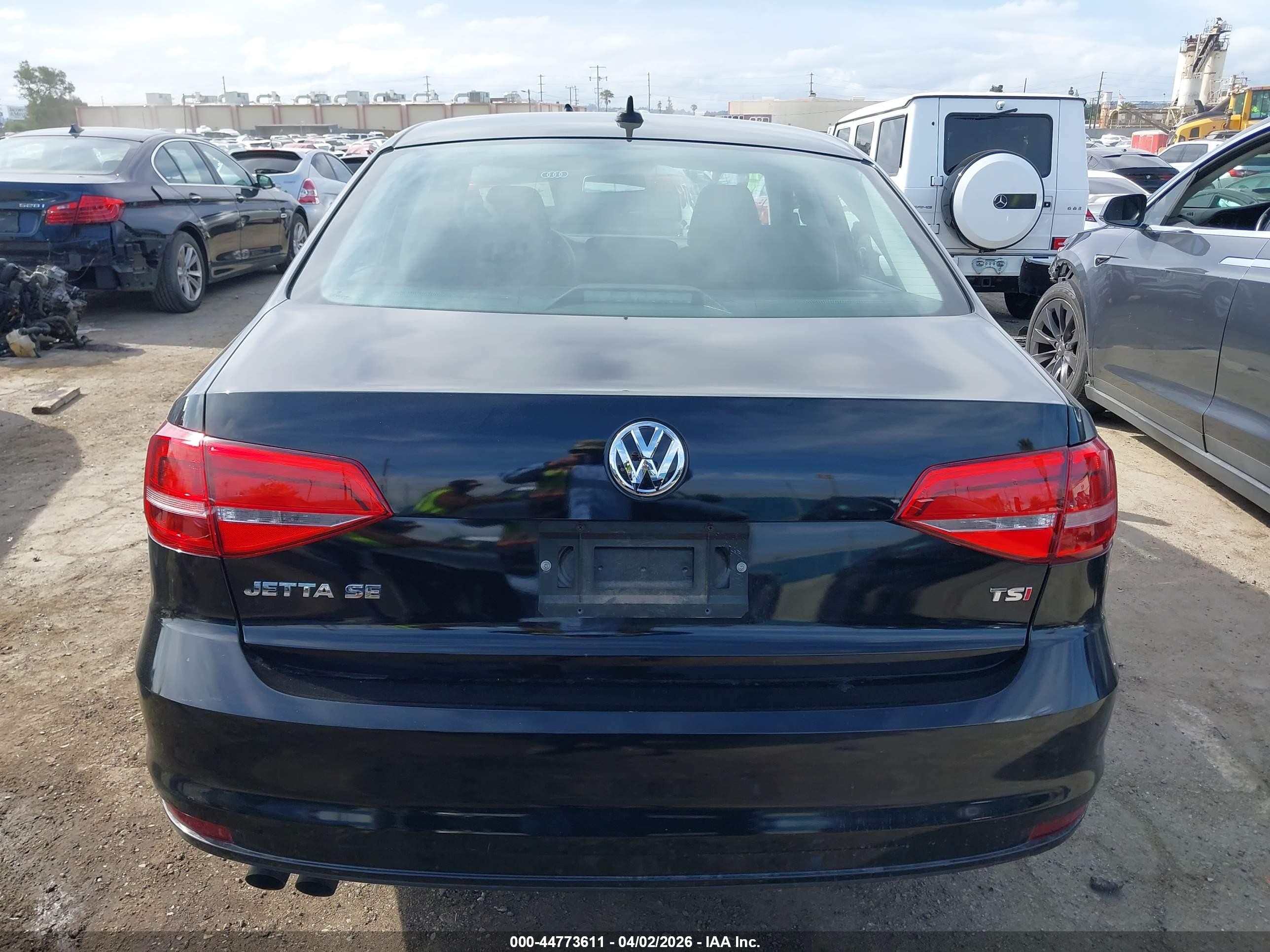 2015 Volkswagen Jetta 1.8t Se Black vin: 3VWB17AJ4FM348490
