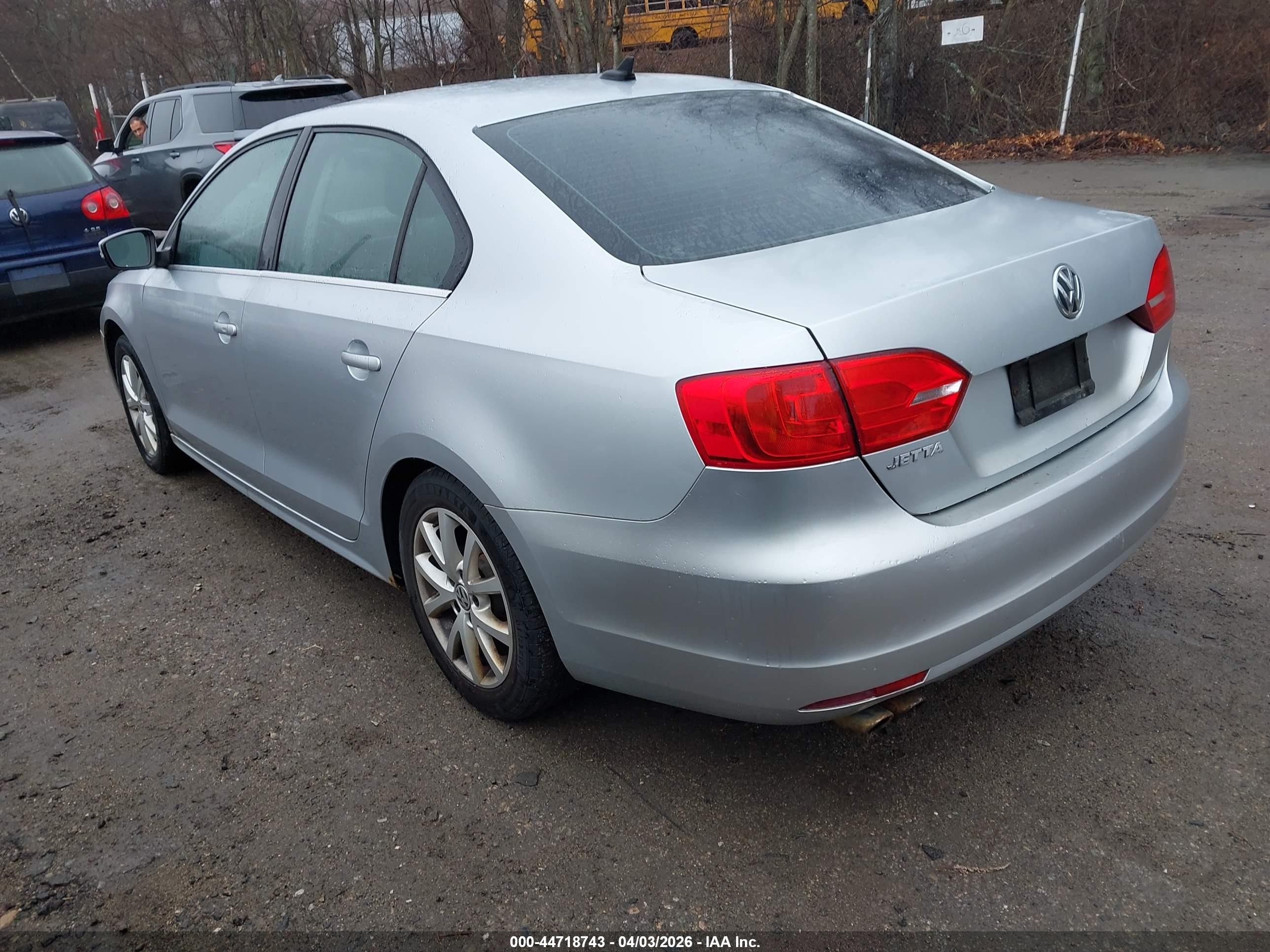 2014 Volkswagen Jetta 1.8t Se Серебряный vin: 3VWB17AJ5EM206261