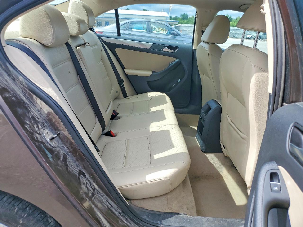 2014 Volkswagen Jetta Se Коричневый vin: 3VWB17AJ9EM357765