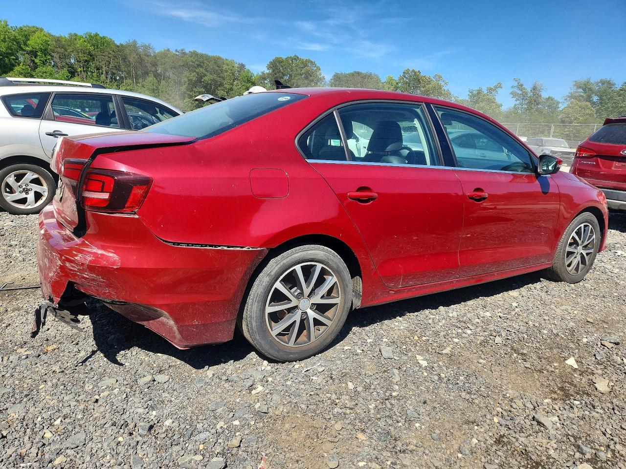 2017 Volkswagen Jetta Se Red vin: 3VWB67AJ8HM409926