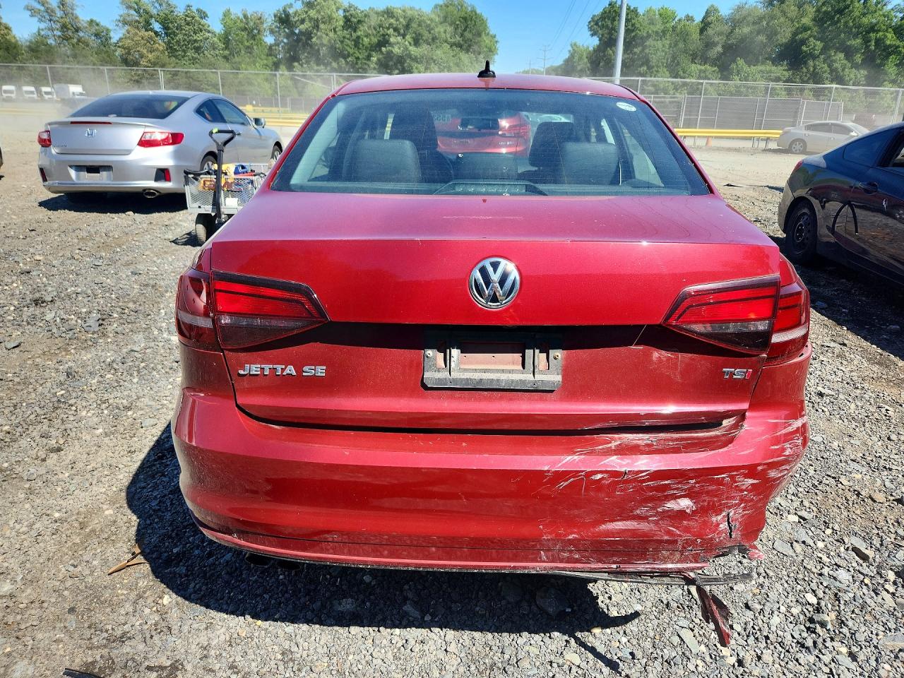 2017 Volkswagen Jetta Se Red vin: 3VWB67AJ8HM409926