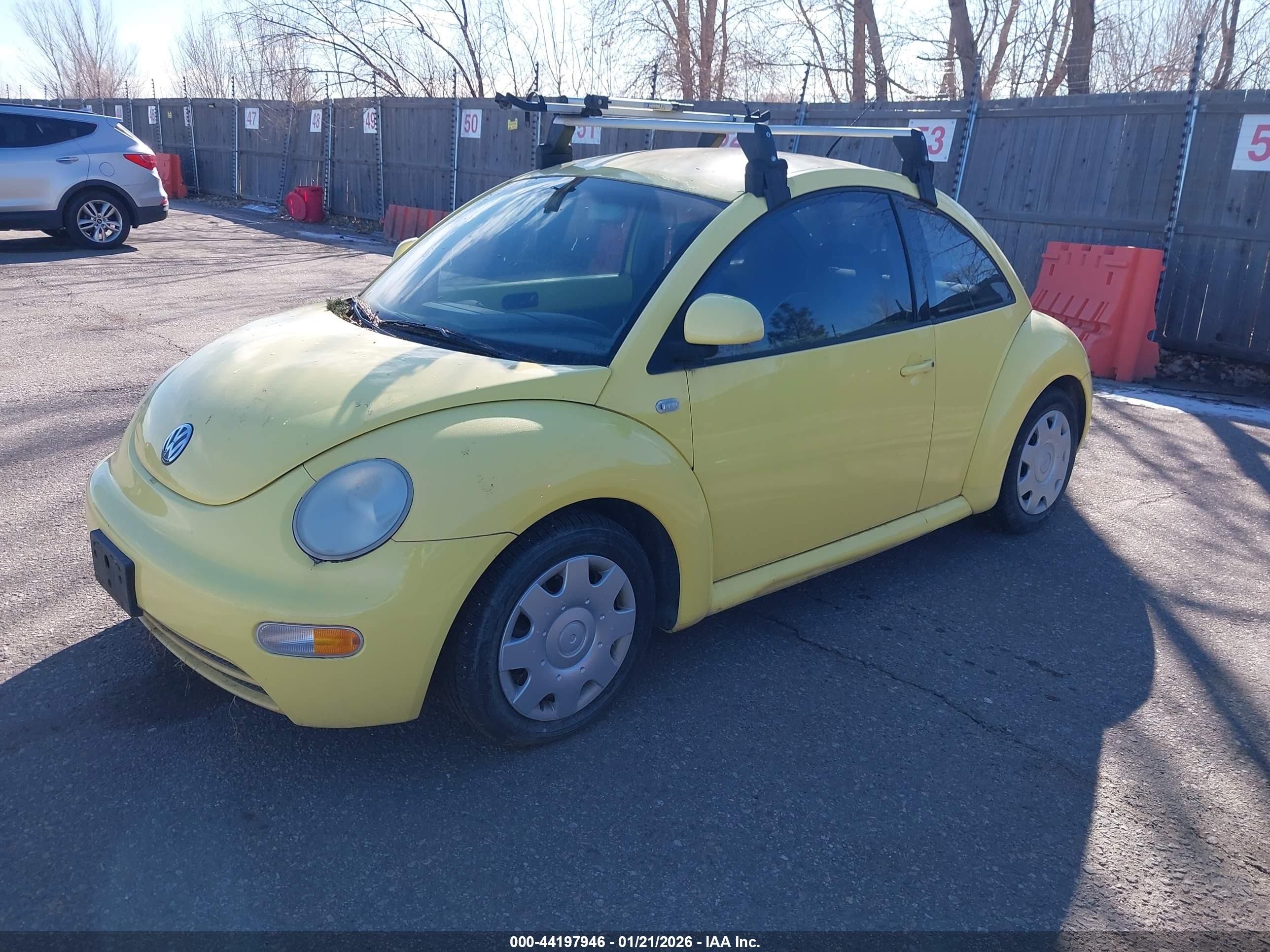2000 Volkswagen New Beetle Gl Yellow vin: 3VWBA21C4YM409568