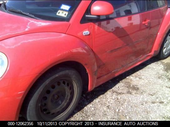 2000 Volkswagen New Beetle Gl vin: 3VWBA21C7YM499122