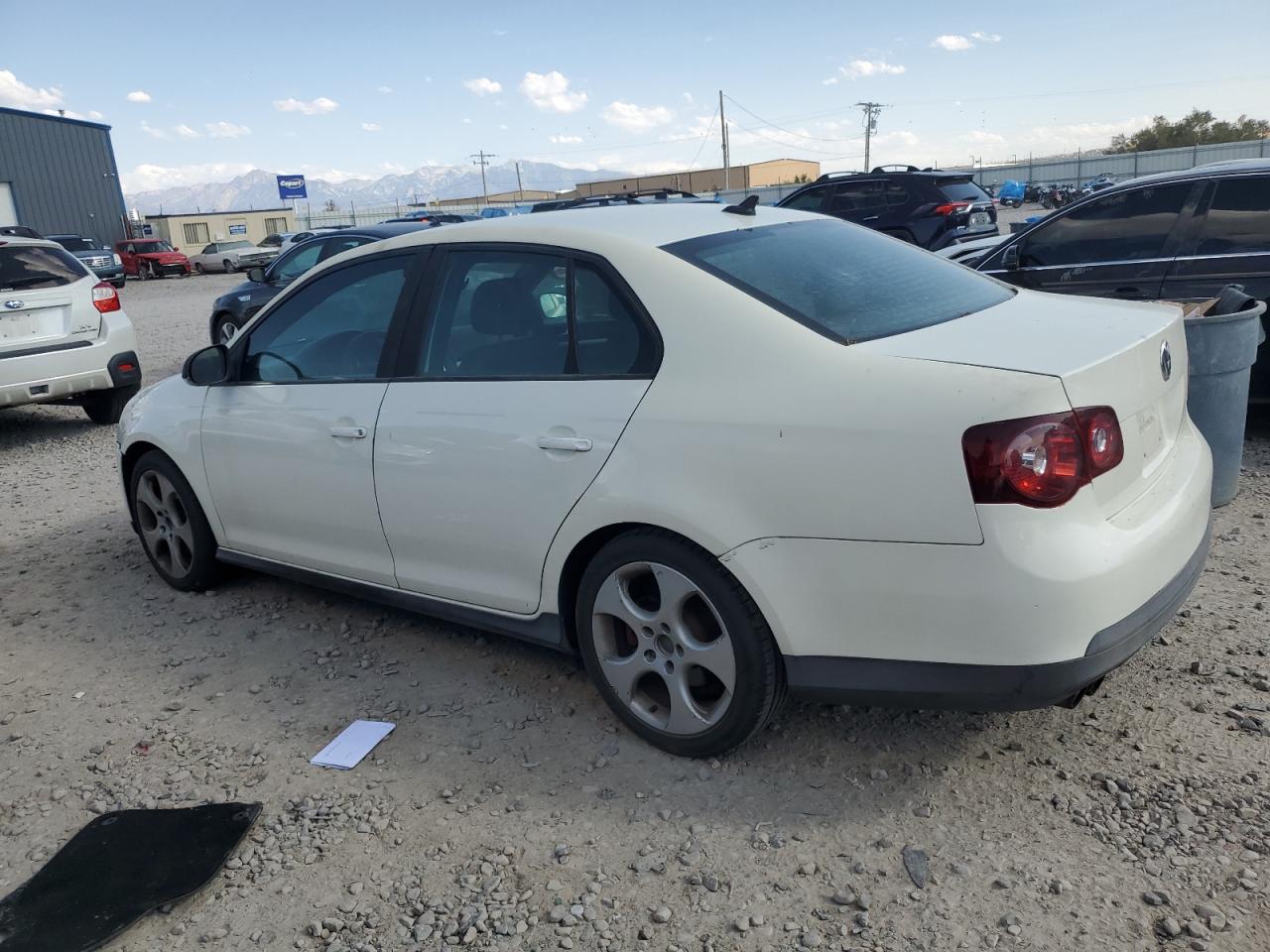 2008 Volkswagen Gli White vin: 3VWBA71K38M186699