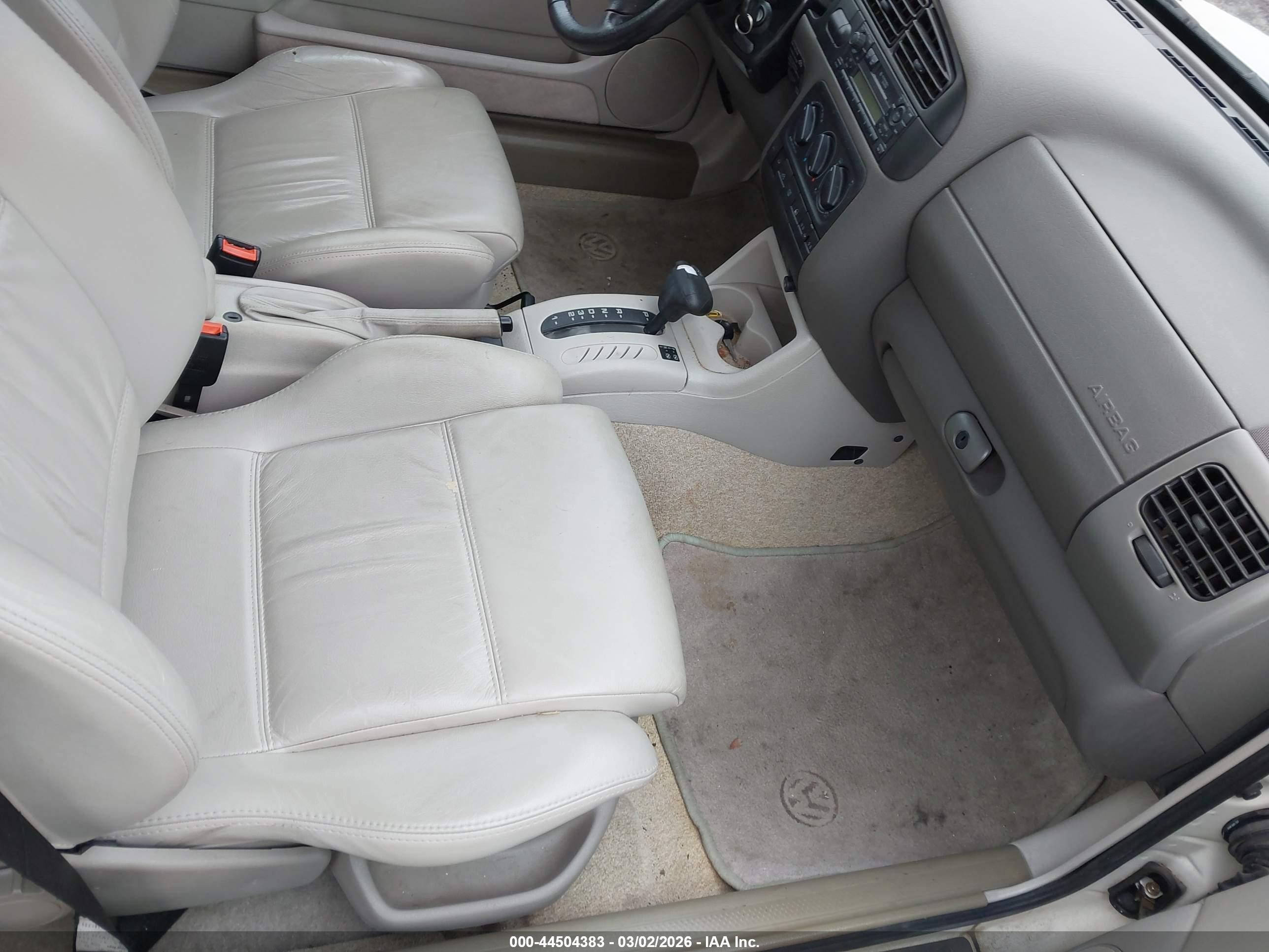 1998 Volkswagen Cabrio Gls White vin: 3VWBA81E6WM807995