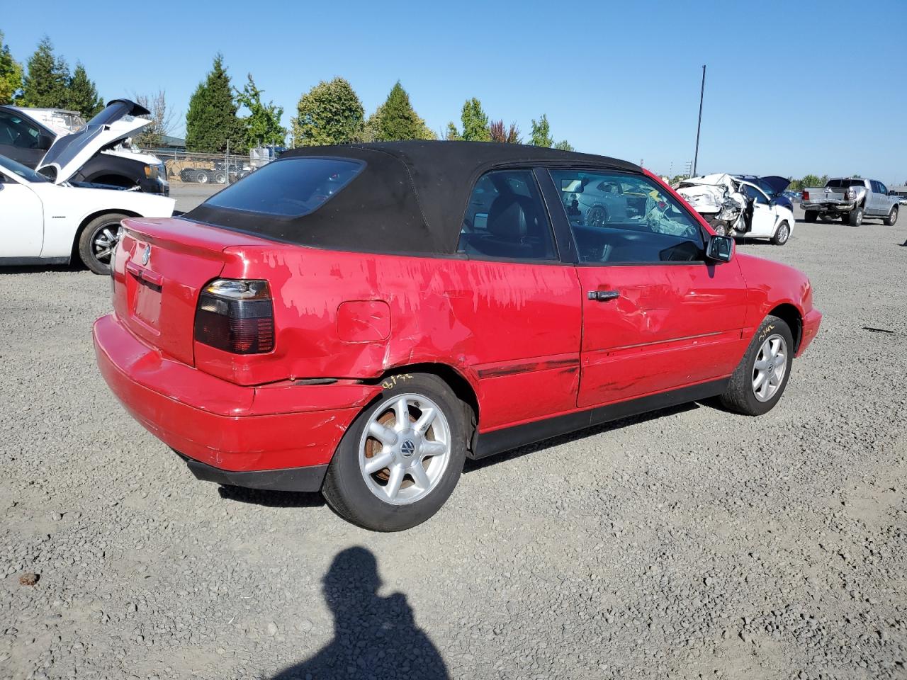 1998 Volkswagen Cabrio Gls Red vin: 3VWBA81E6WM812176