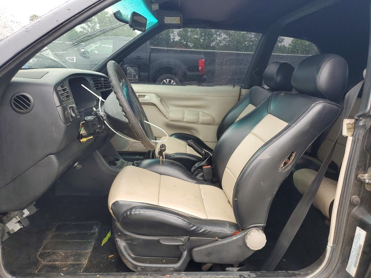 1998 Volkswagen Cabrio Gls Черный vin: 3VWBA81EXWM812729