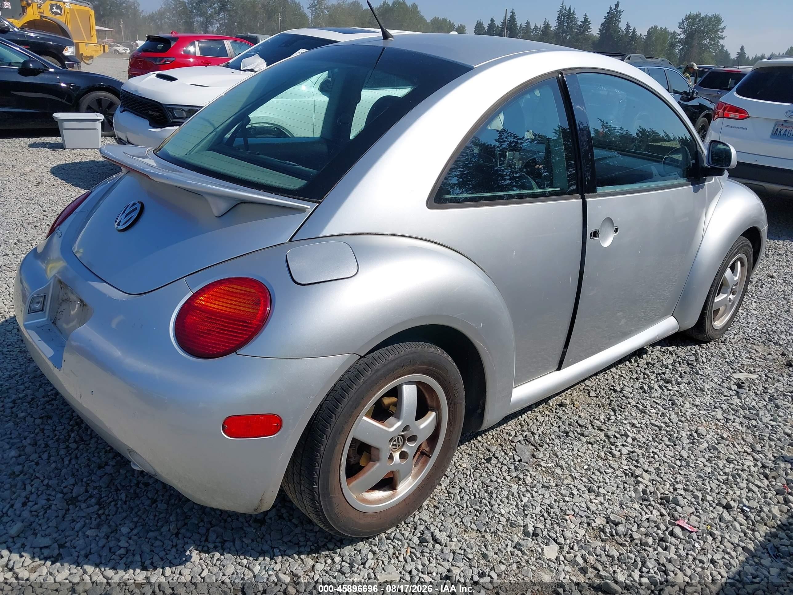 1998 Volkswagen New Beetle   Silver vin: 3VWBB61C4WM001489