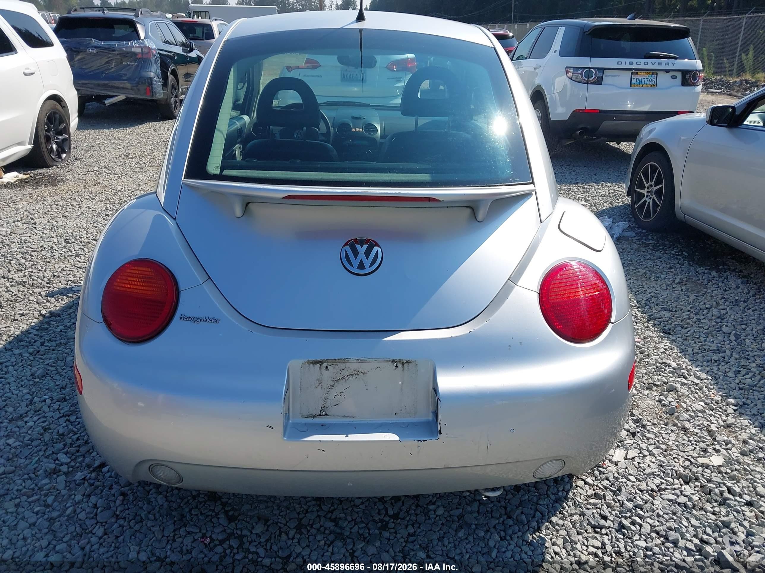 1998 Volkswagen New Beetle   Silver vin: 3VWBB61C4WM001489
