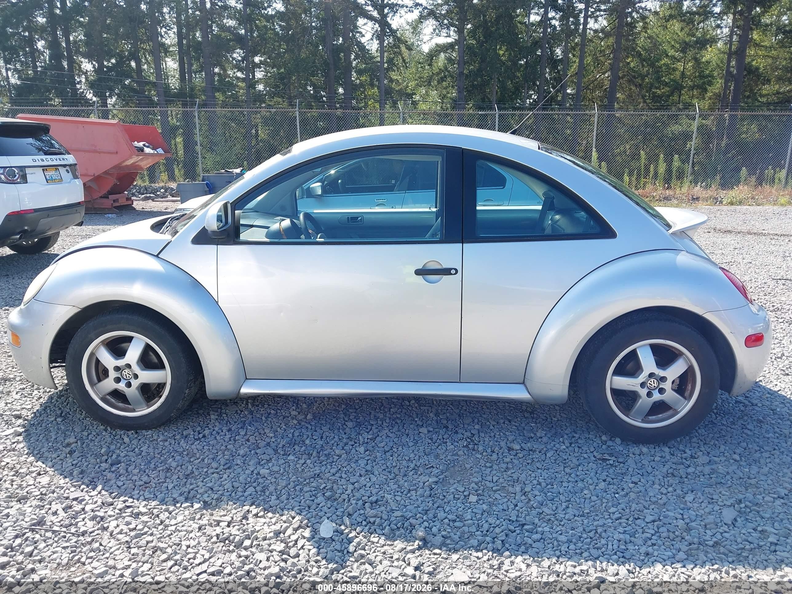 1998 Volkswagen New Beetle   Silver vin: 3VWBB61C4WM001489