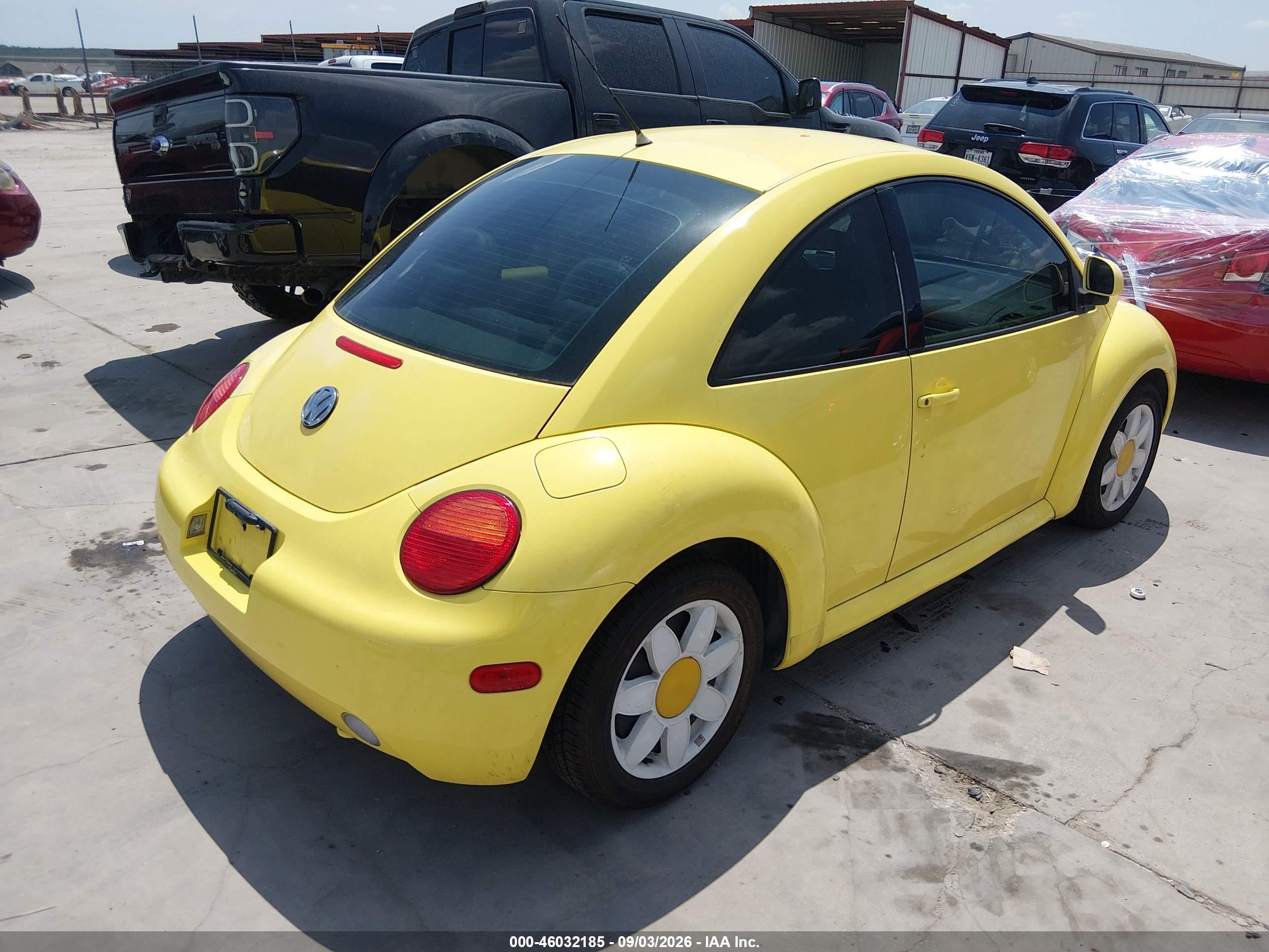 1998 Volkswagen New Beetle   Yellow vin: 3VWBB61C4WM010483