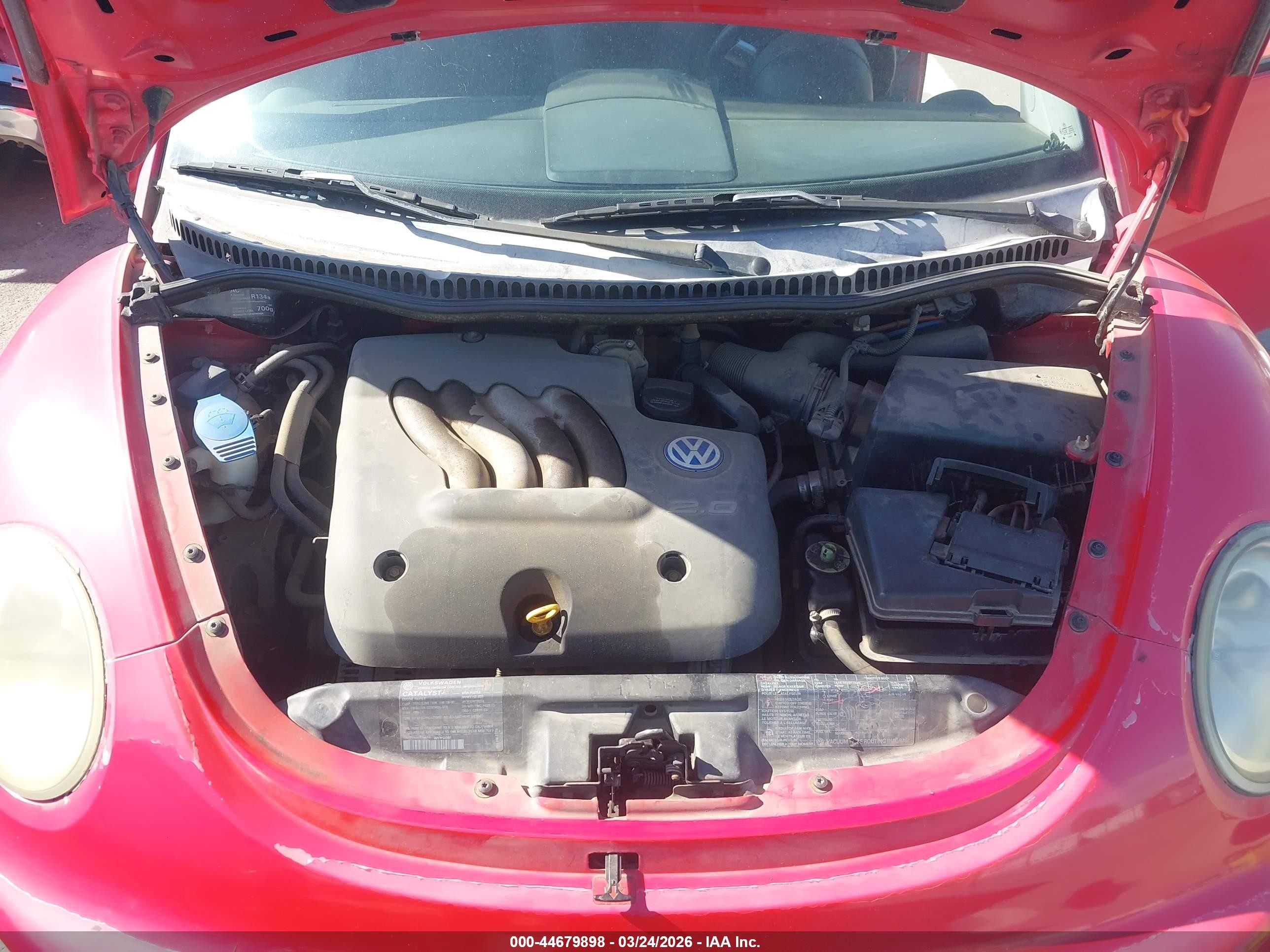1998 Volkswagen New Beetle   Red vin: 3VWBB61C7WM007741