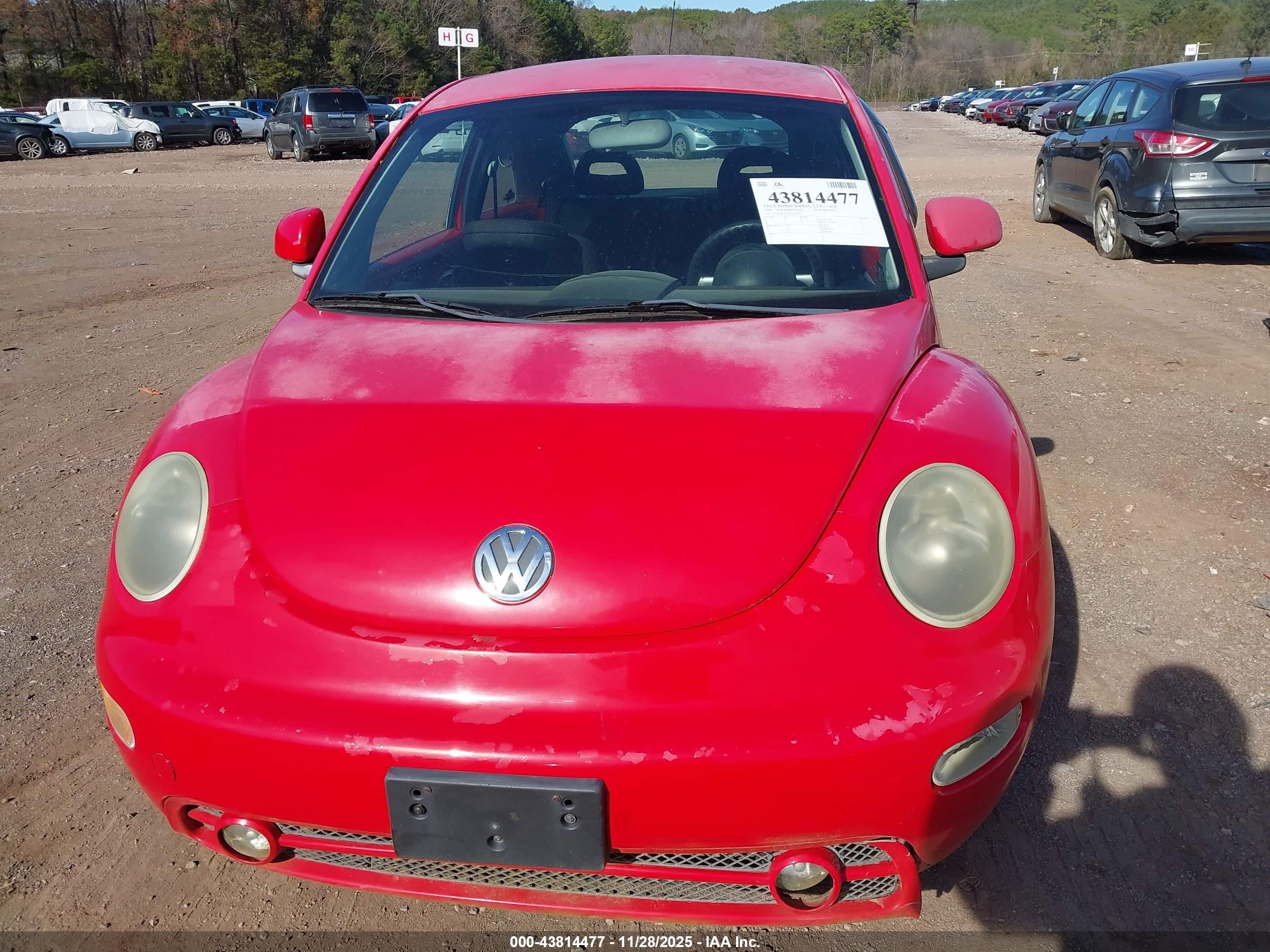 1998 Volkswagen New Beetle   Красный vin: 3VWBB61C7WM024264