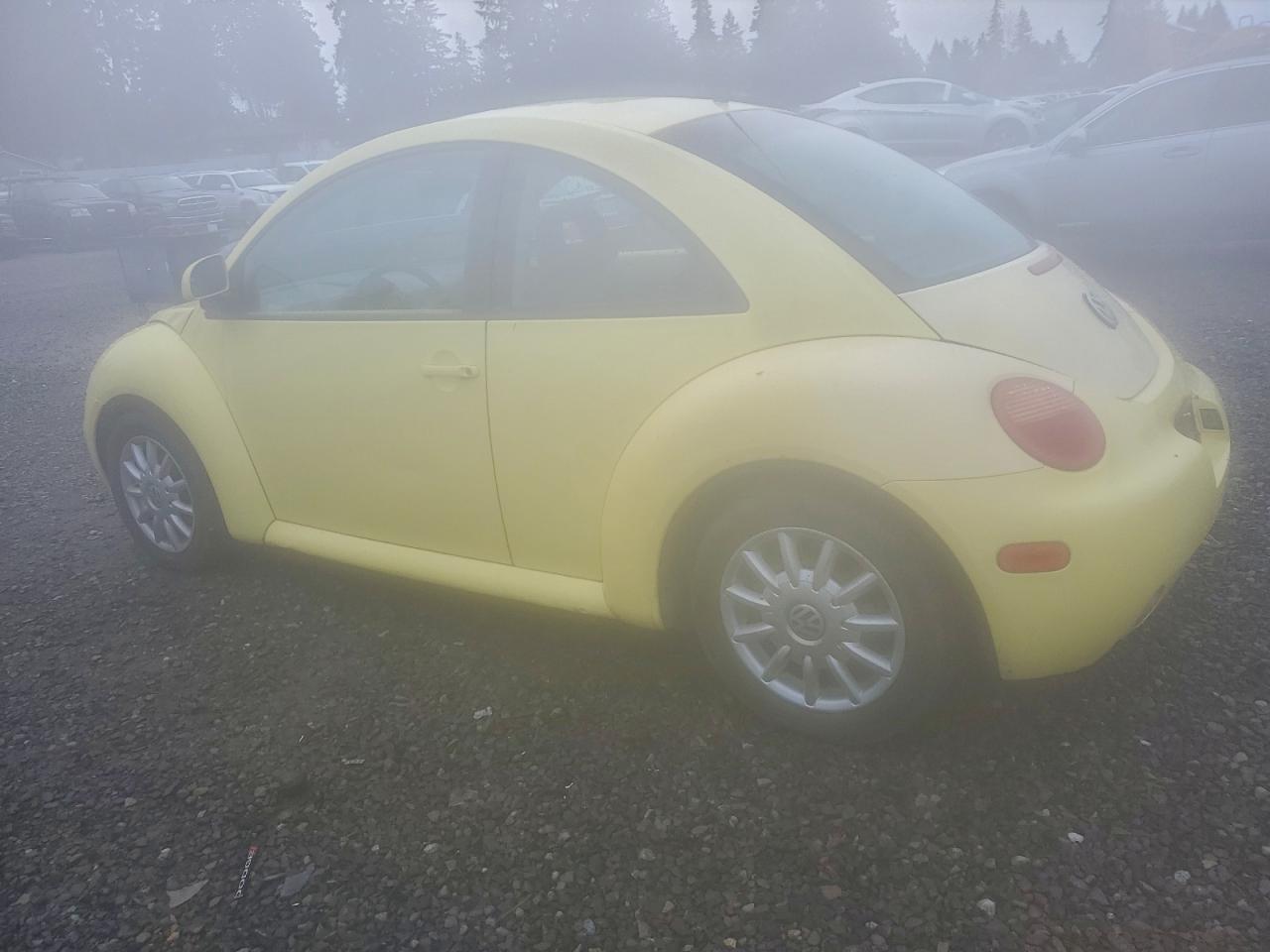1998 Volkswagen New Beetle Желтый vin: 3VWBB61C9WM041955