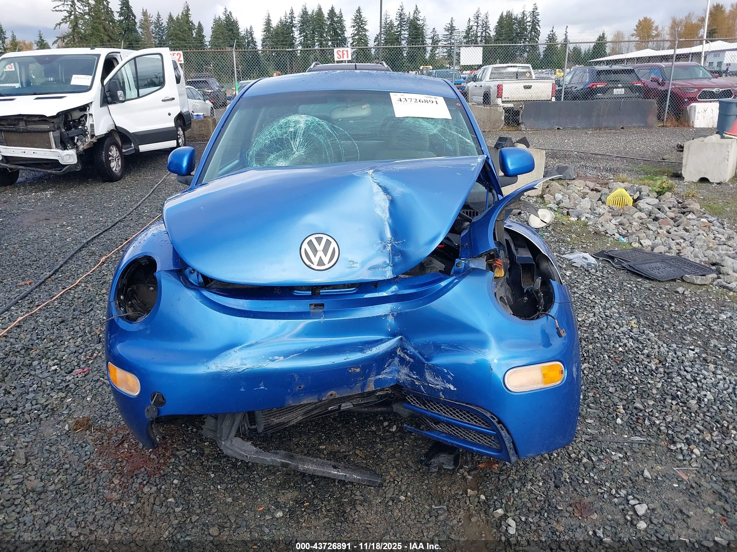 2000 Volkswagen New Beetle Gl Blue vin: 3VWBC21C1YM413054
