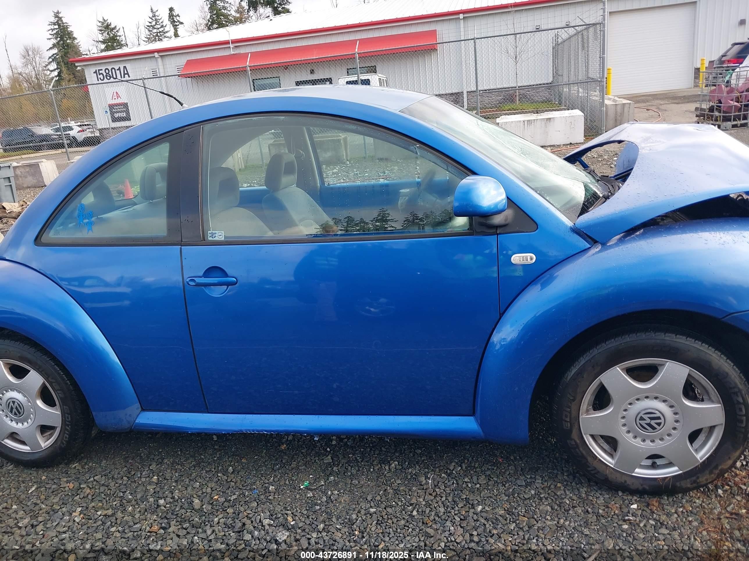 2000 Volkswagen New Beetle Gl Blue vin: 3VWBC21C1YM413054