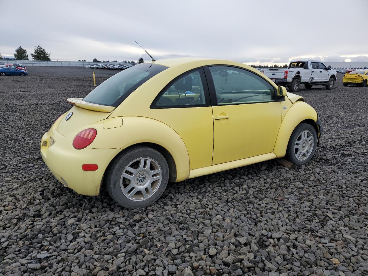 1999 Volkswagen New Beetle Gl Желтый vin: 3VWBC21C6XM420564