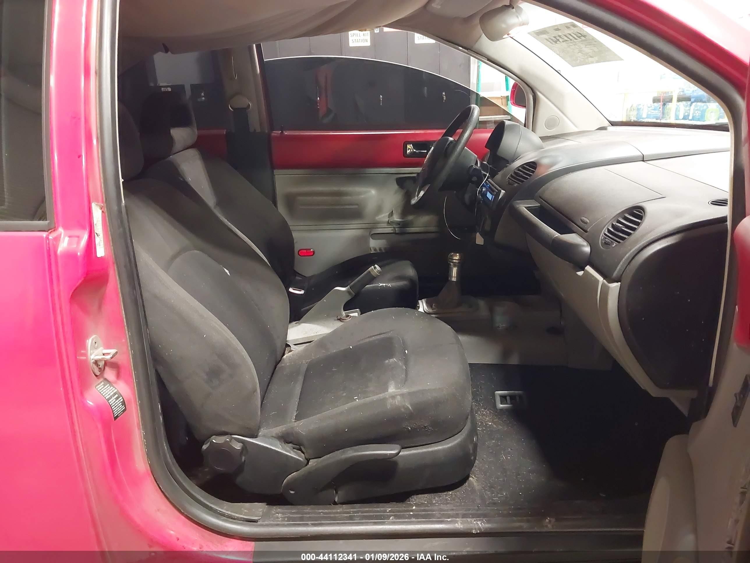 1998 Volkswagen New Beetle Tdi Красный vin: 3VWBF61C6WM019948