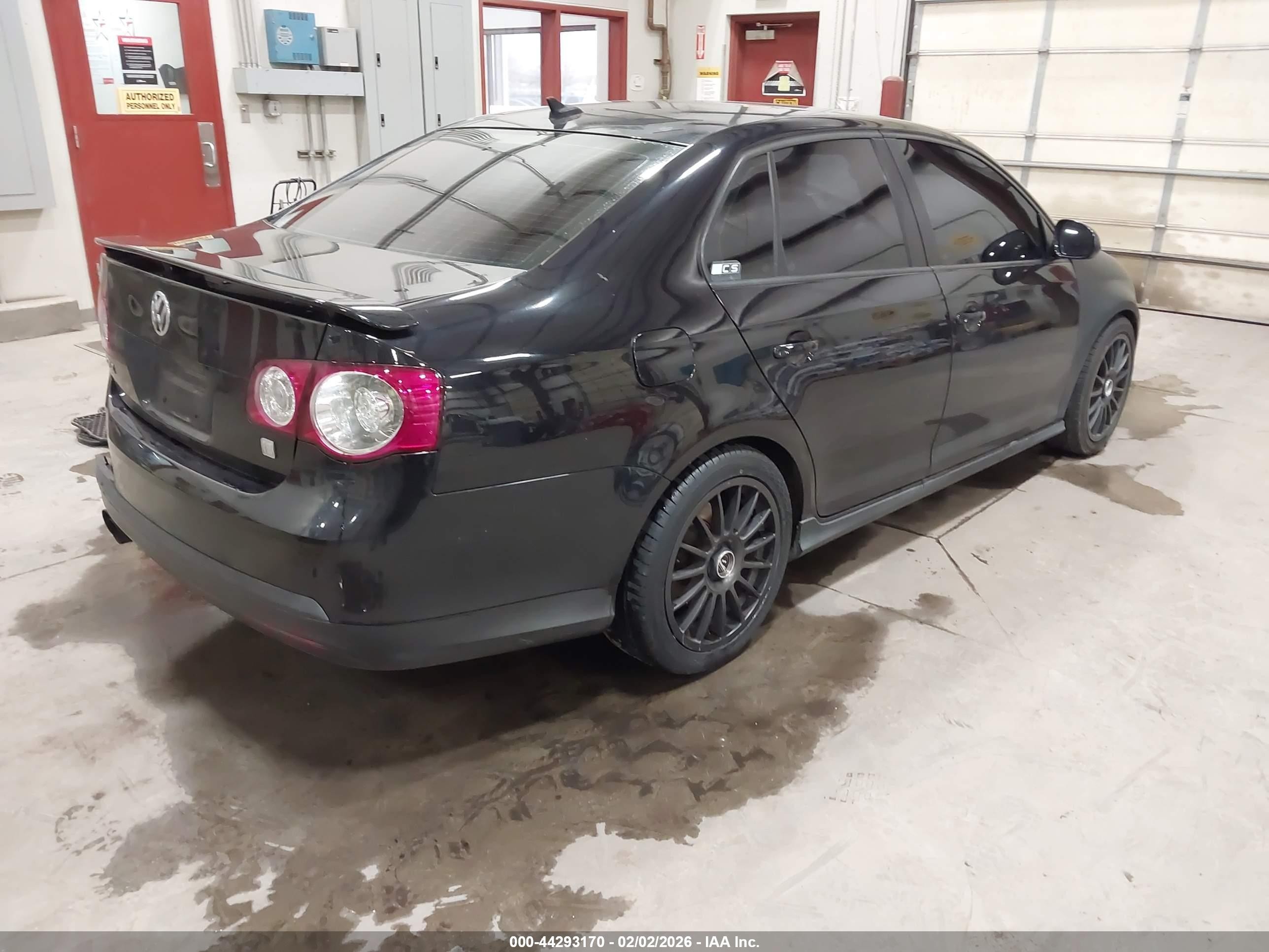 2009 Volkswagen Gli   Черный vin: 3VWBJ71K59M146304