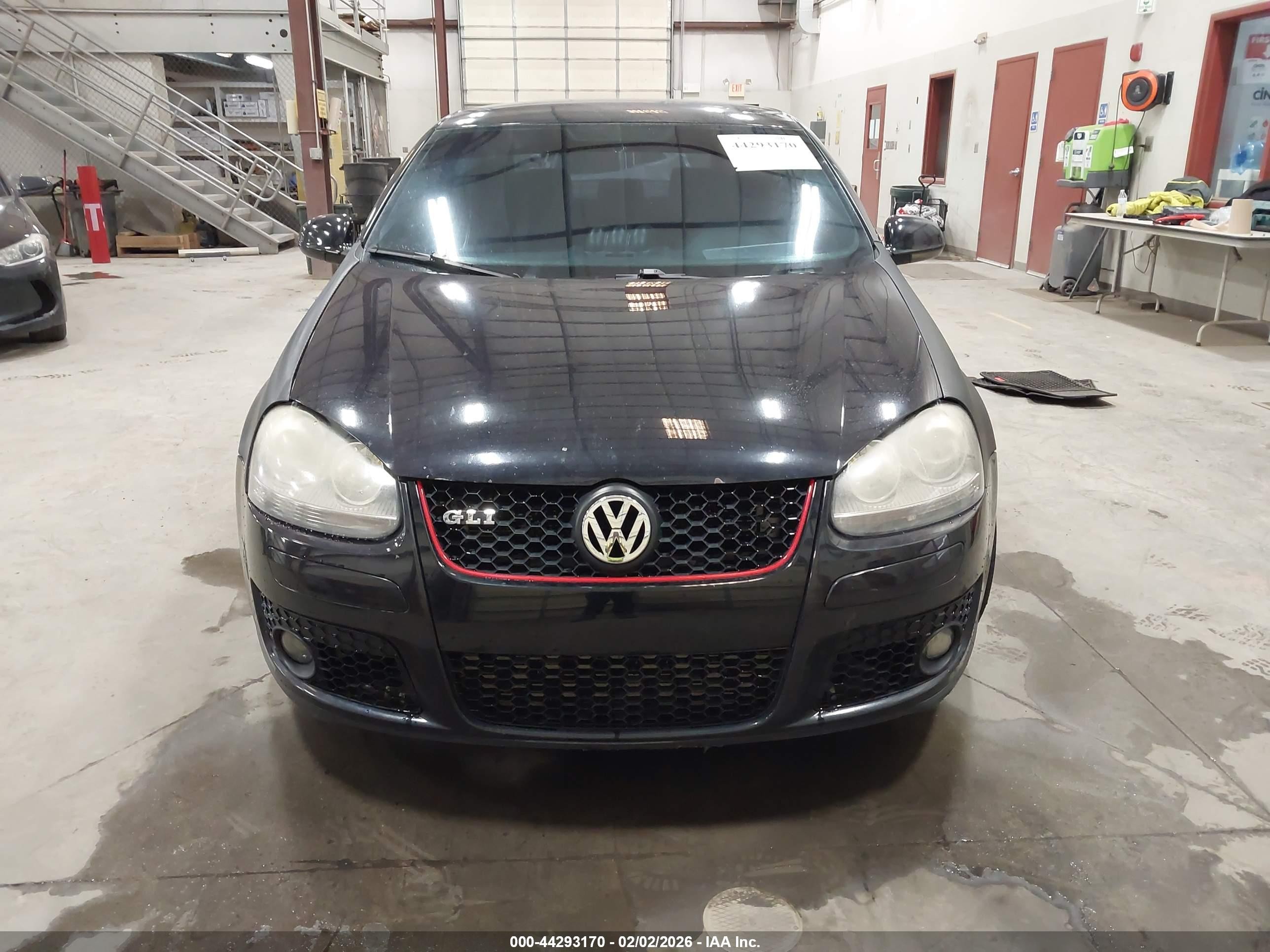 2009 Volkswagen Gli   Черный vin: 3VWBJ71K59M146304