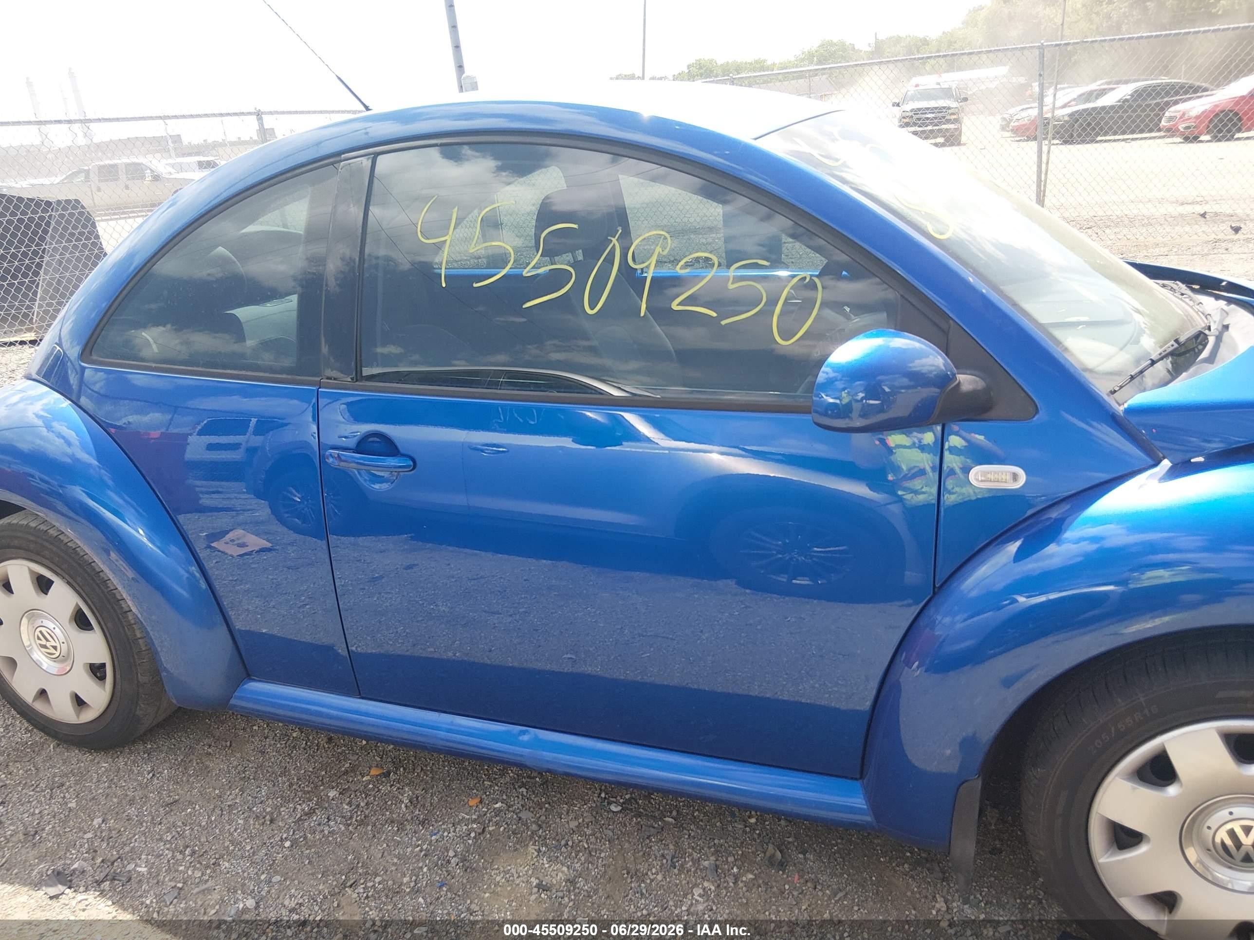 2003 Volkswagen New Beetle Gl Blue vin: 3VWBK21C03M426874