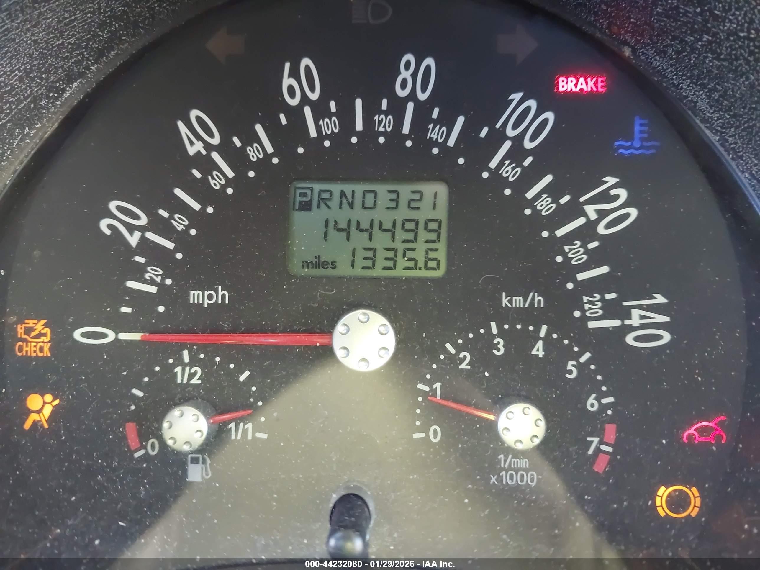 2004 Volkswagen New Beetle Gl Yellow vin: 3VWBK21C64M401298