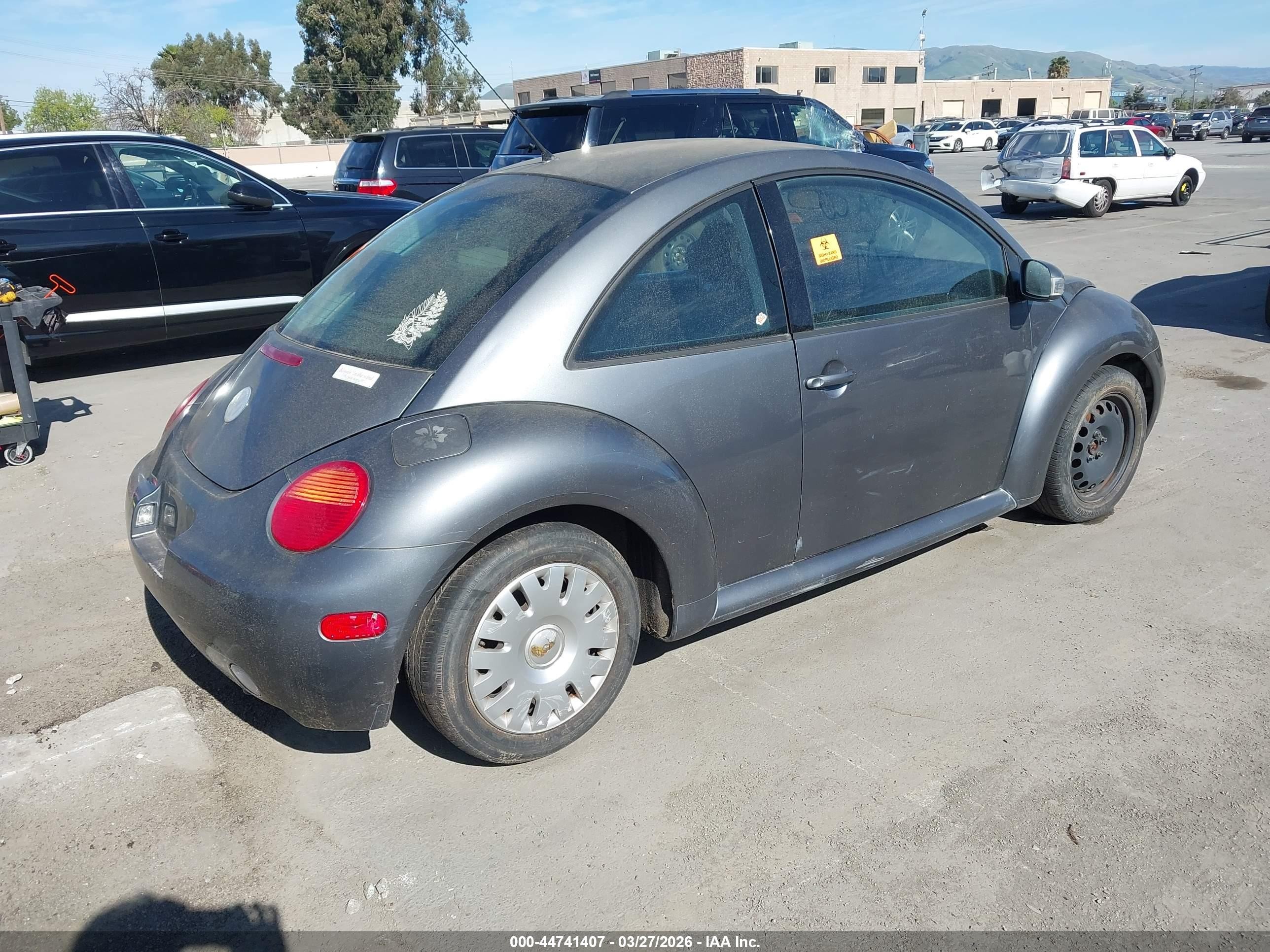 2004 Volkswagen New Beetle Gl Gray vin: 3VWBK31C34M410224