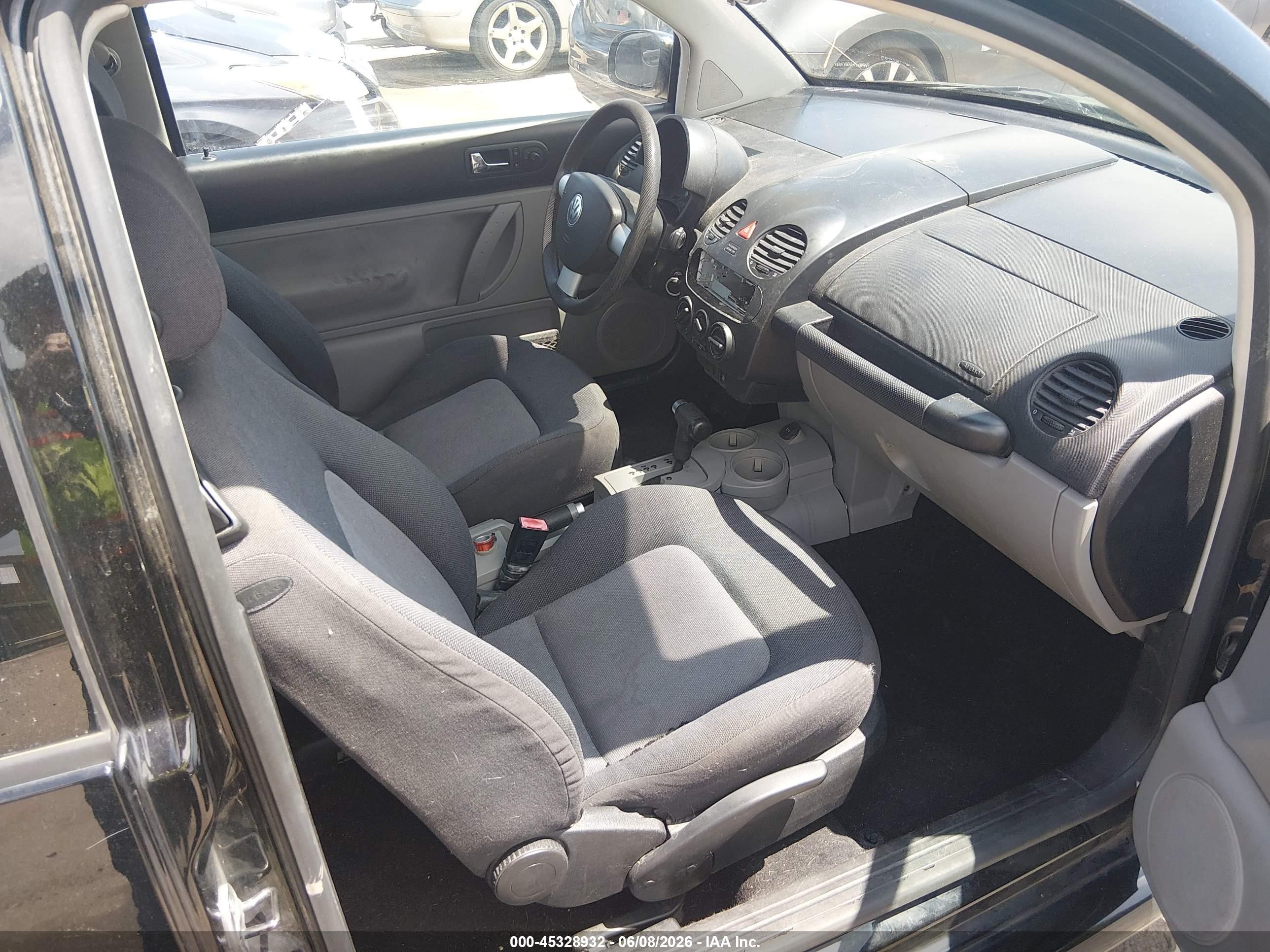 2005 Volkswagen New Beetle Gl Black vin: 3VWBK31C45M416485