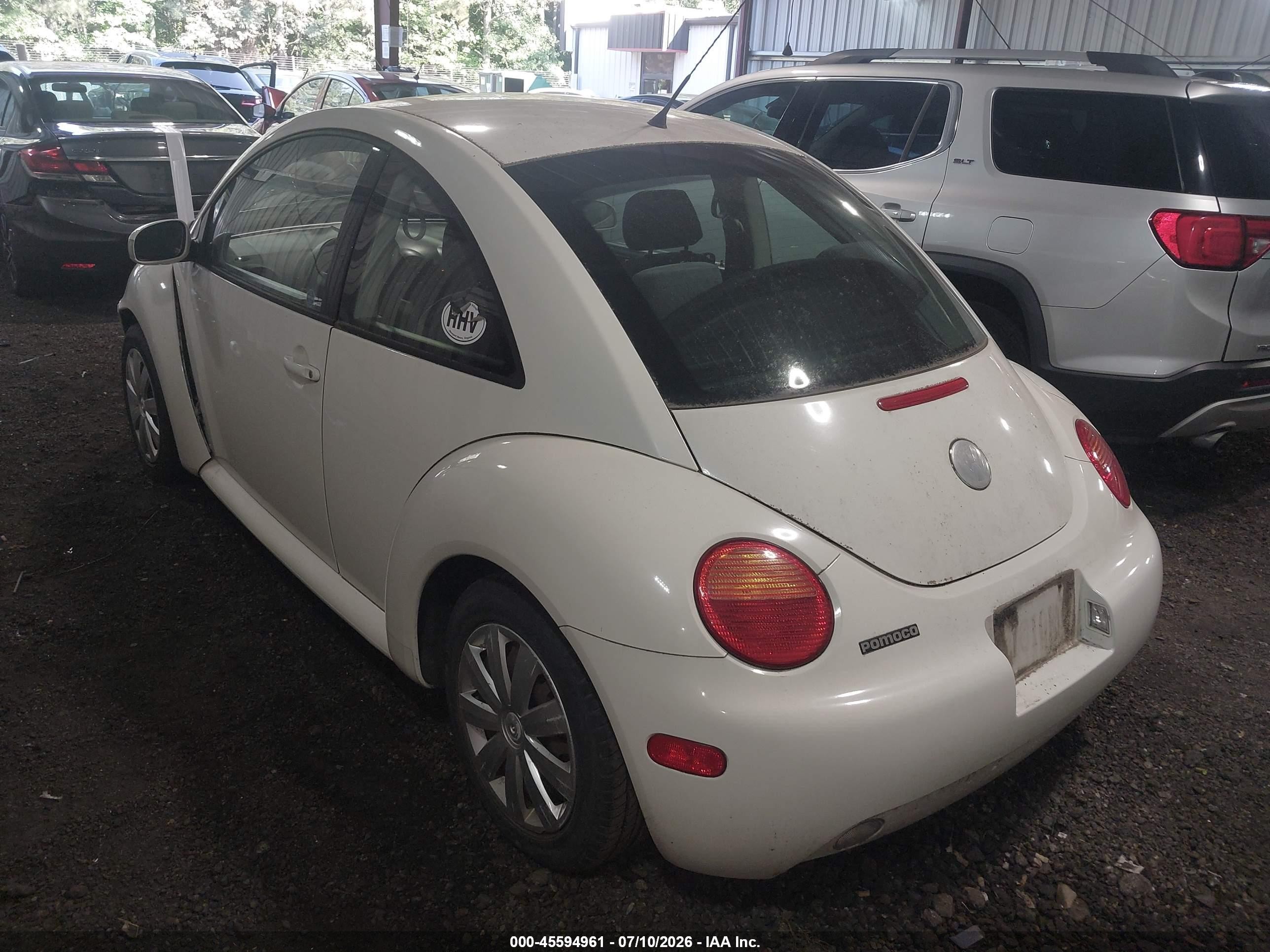 2005 Volkswagen New Beetle Gl White vin: 3VWBK31C55M410033