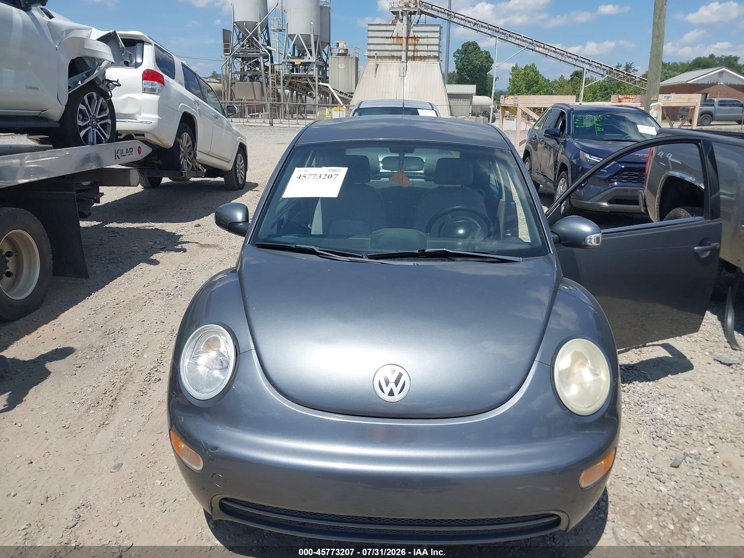 2005 Volkswagen New Beetle Gl Gray vin: 3VWBK31C95M402467