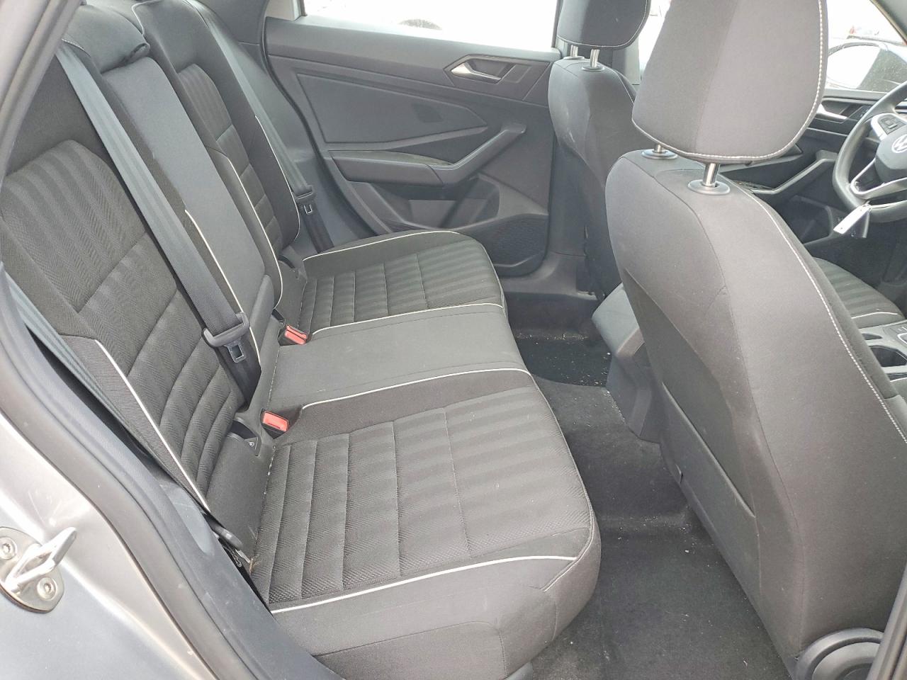 2023 Volkswagen Jetta Sport Silver vin: 3VWBM7BU0PM054943