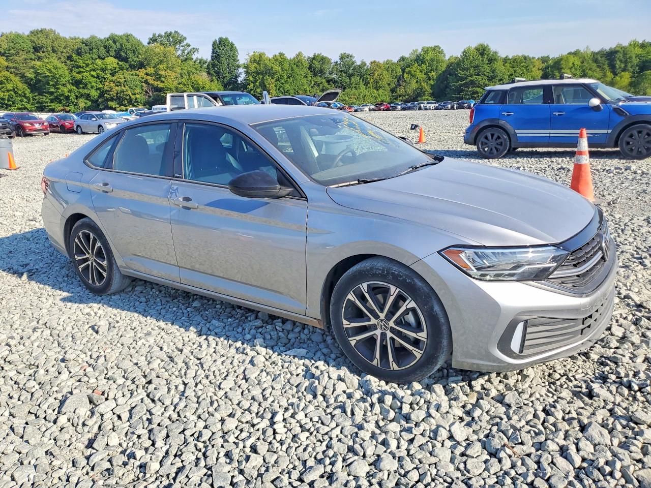 2024 Volkswagen Jetta Sport Silver vin: 3VWBM7BU6RM040337