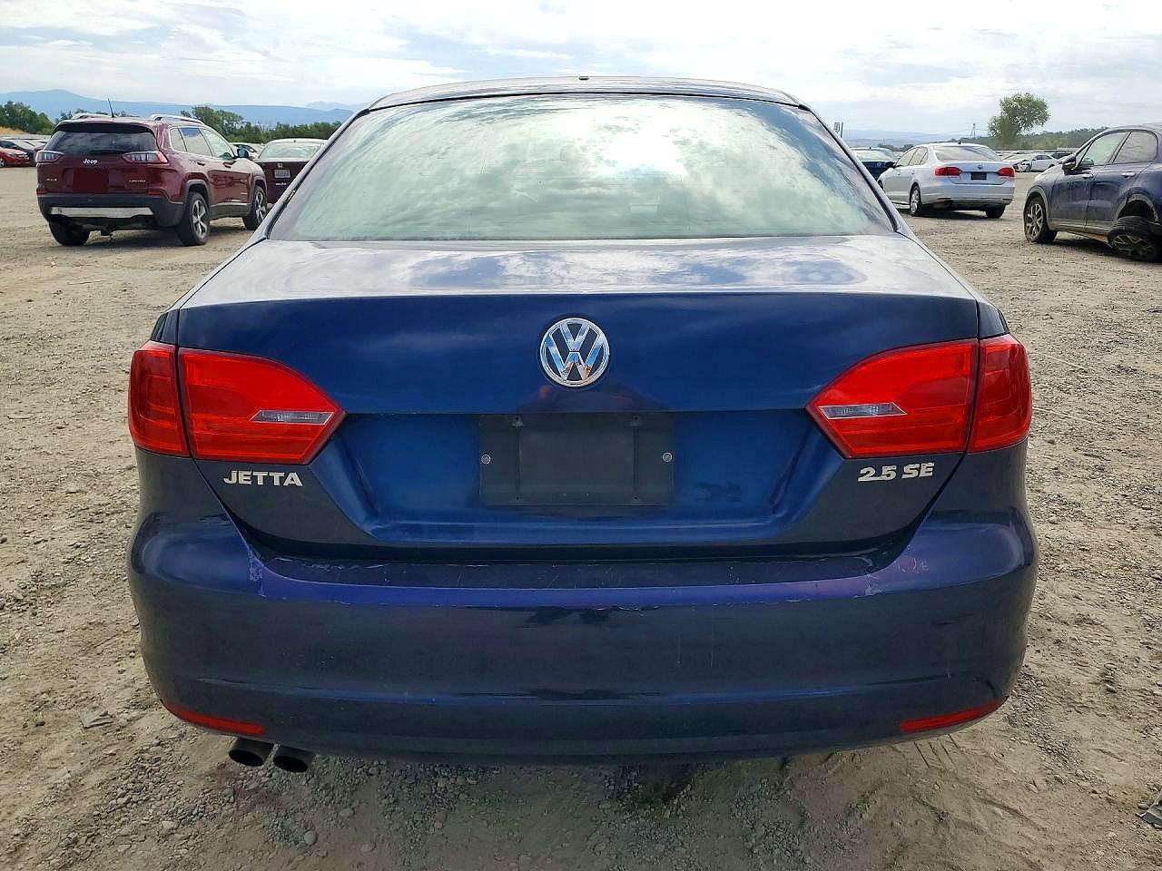 2012 Volkswagen Jetta Se Blue vin: 3VWBP7AJ0CM029436